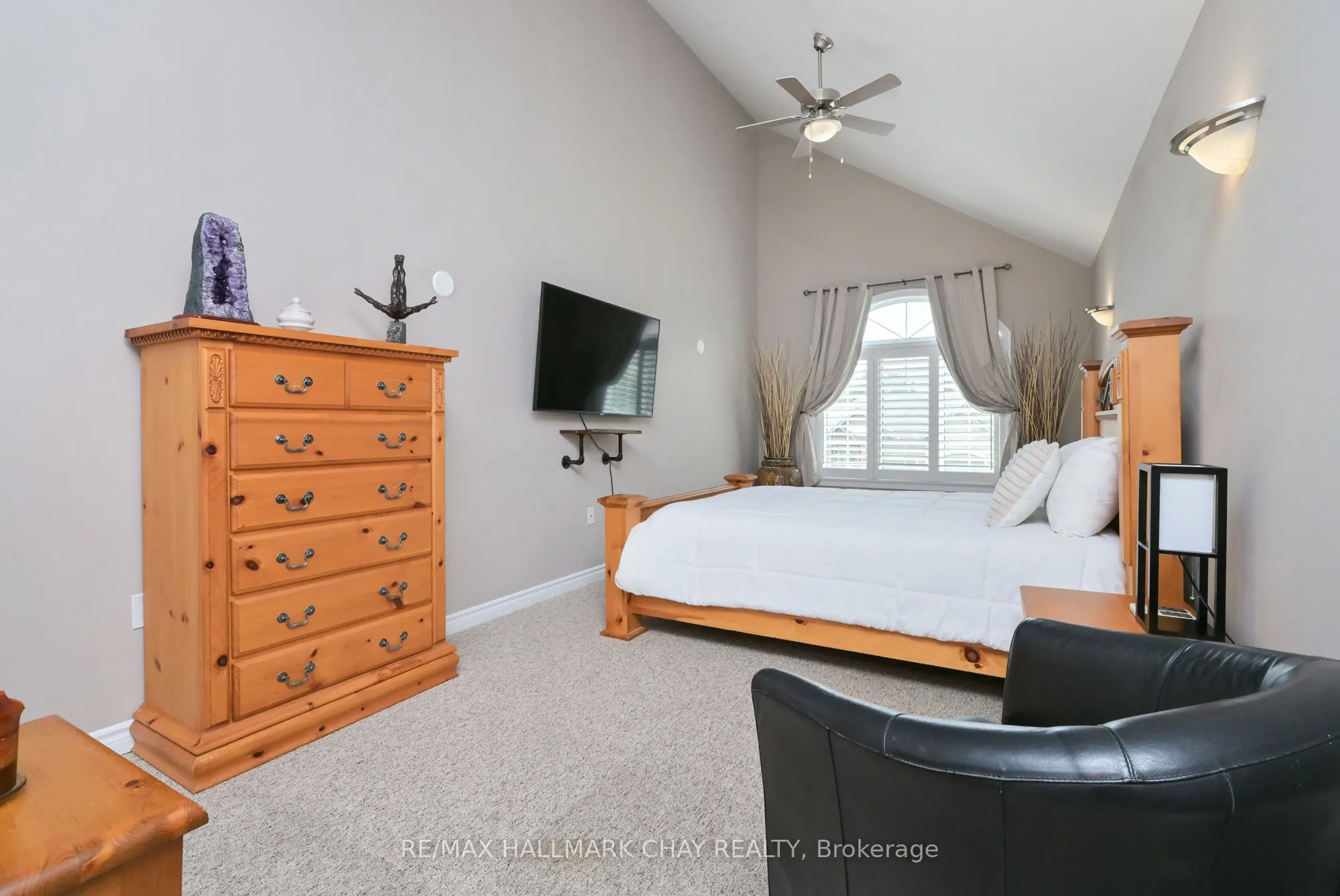 25 Kingsmere Crescent