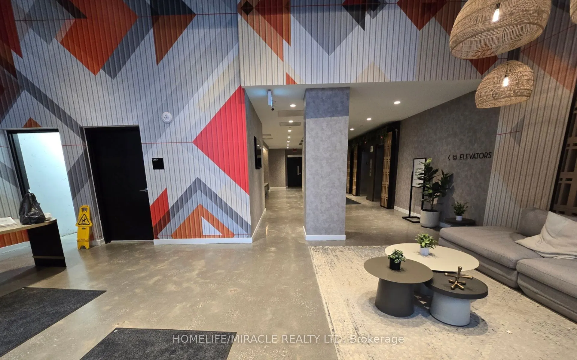10 Abeja Street #2118