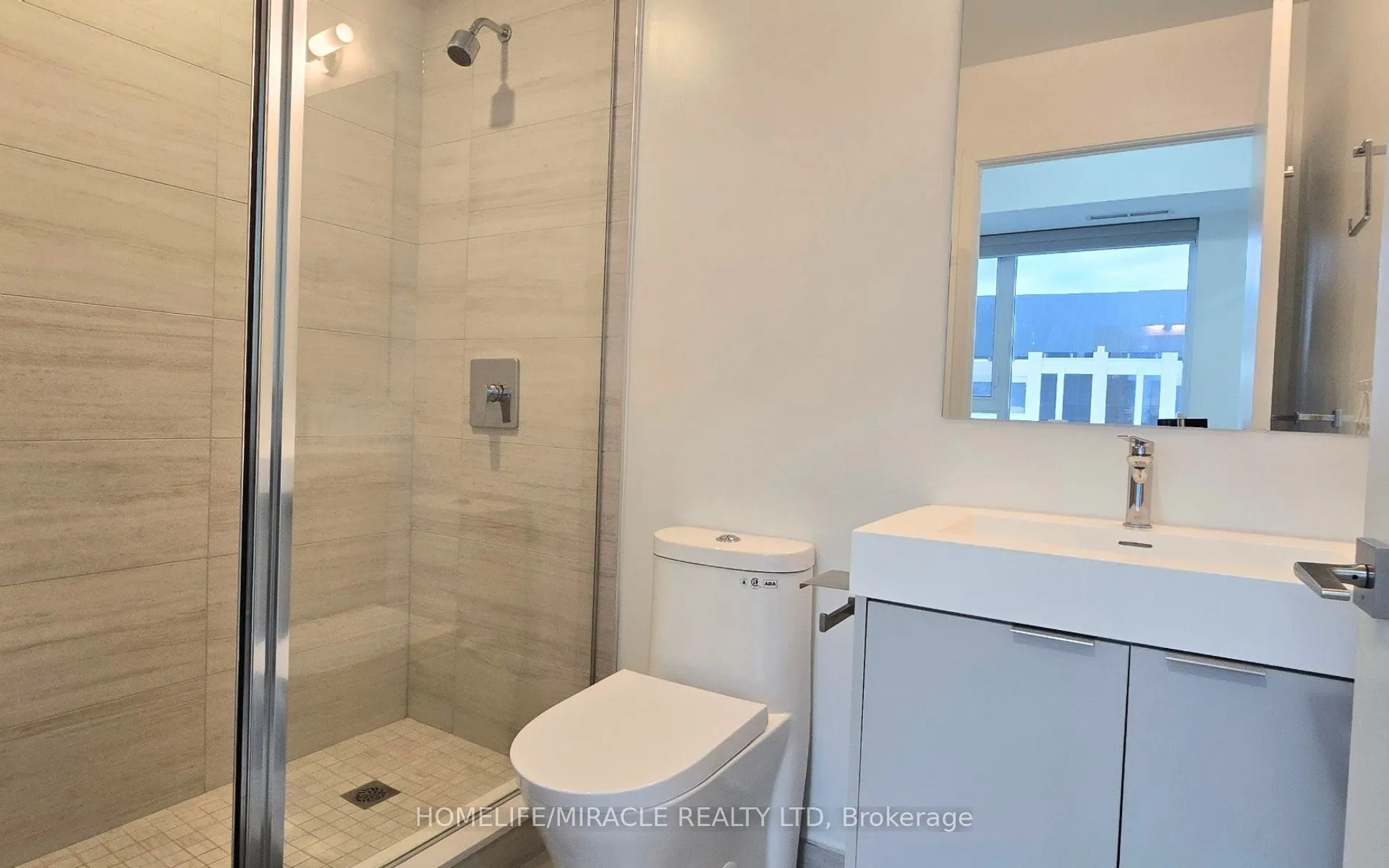 10 Abeja Street #2118