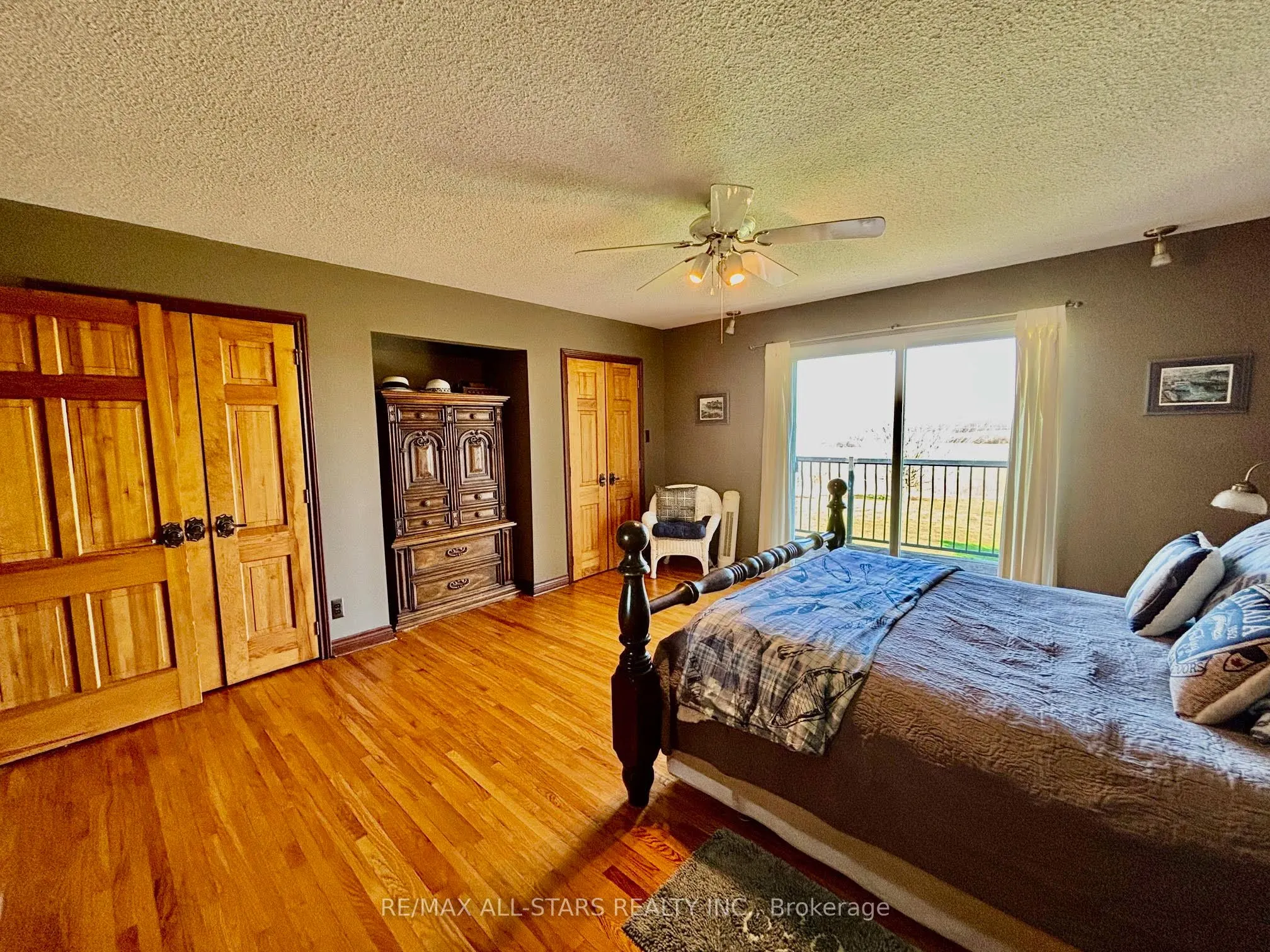 1374 Regional Road 12 Road W