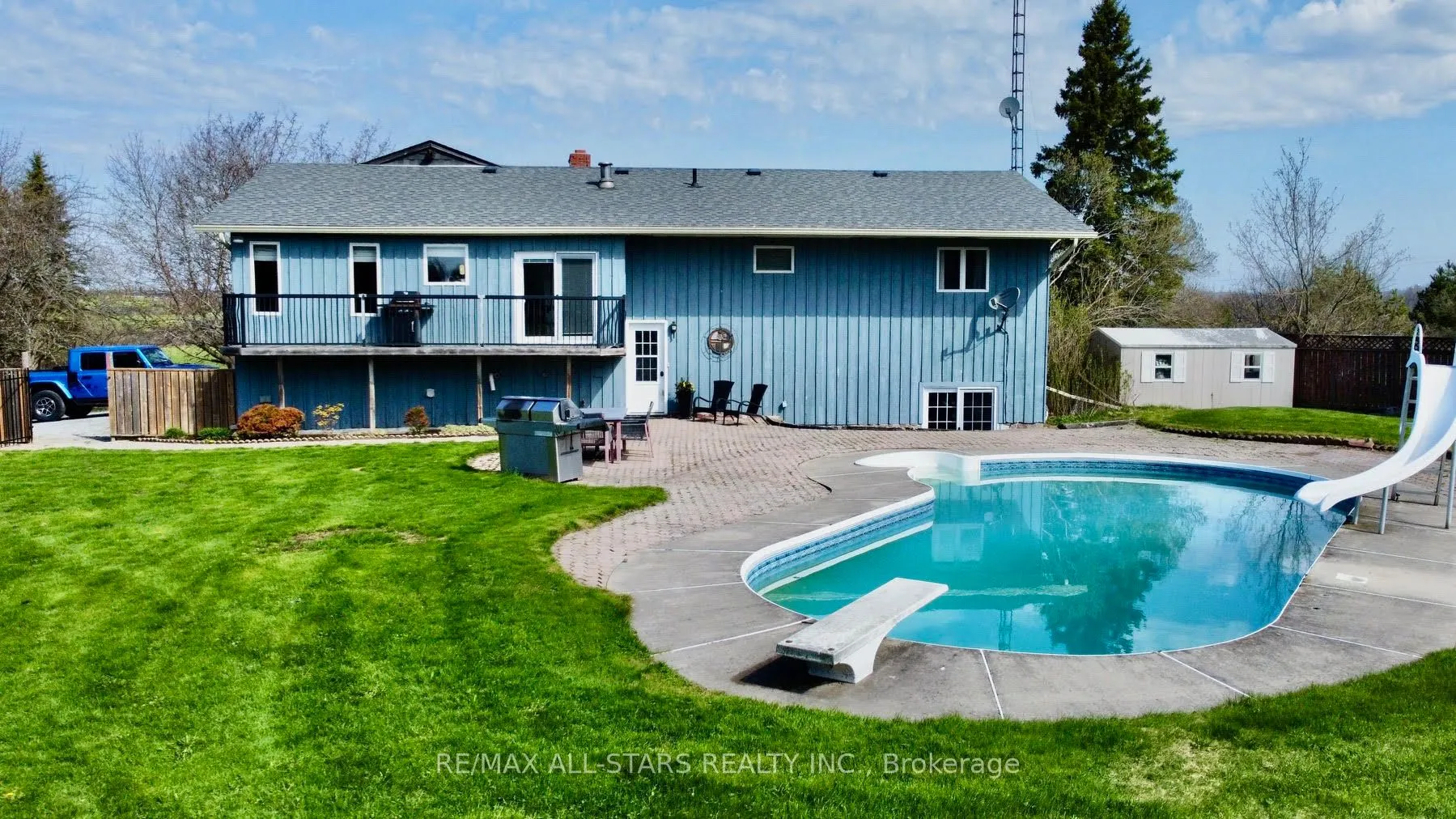 1374 Regional Road 12 Road W