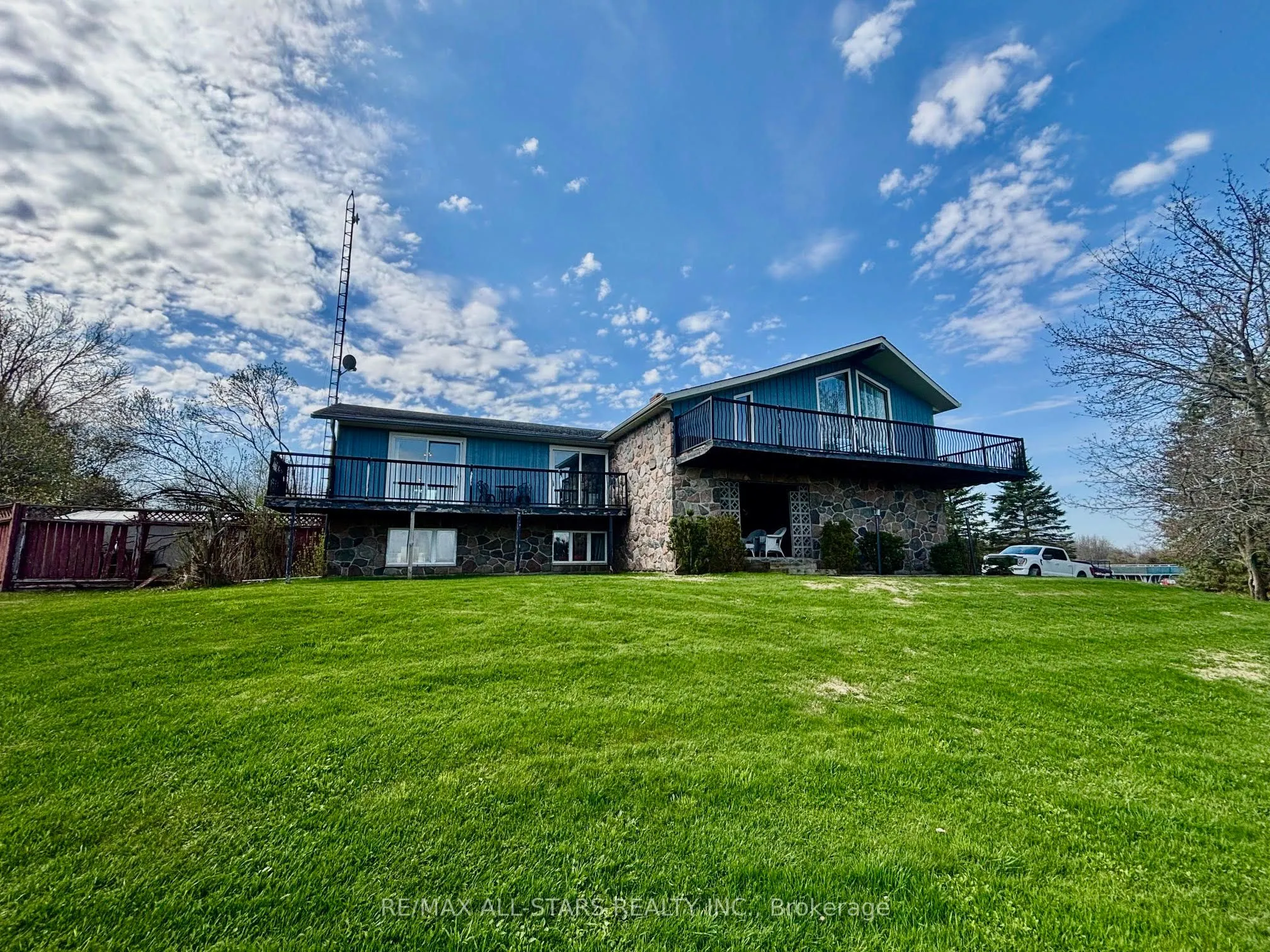 1374 Regional Road 12 Road W