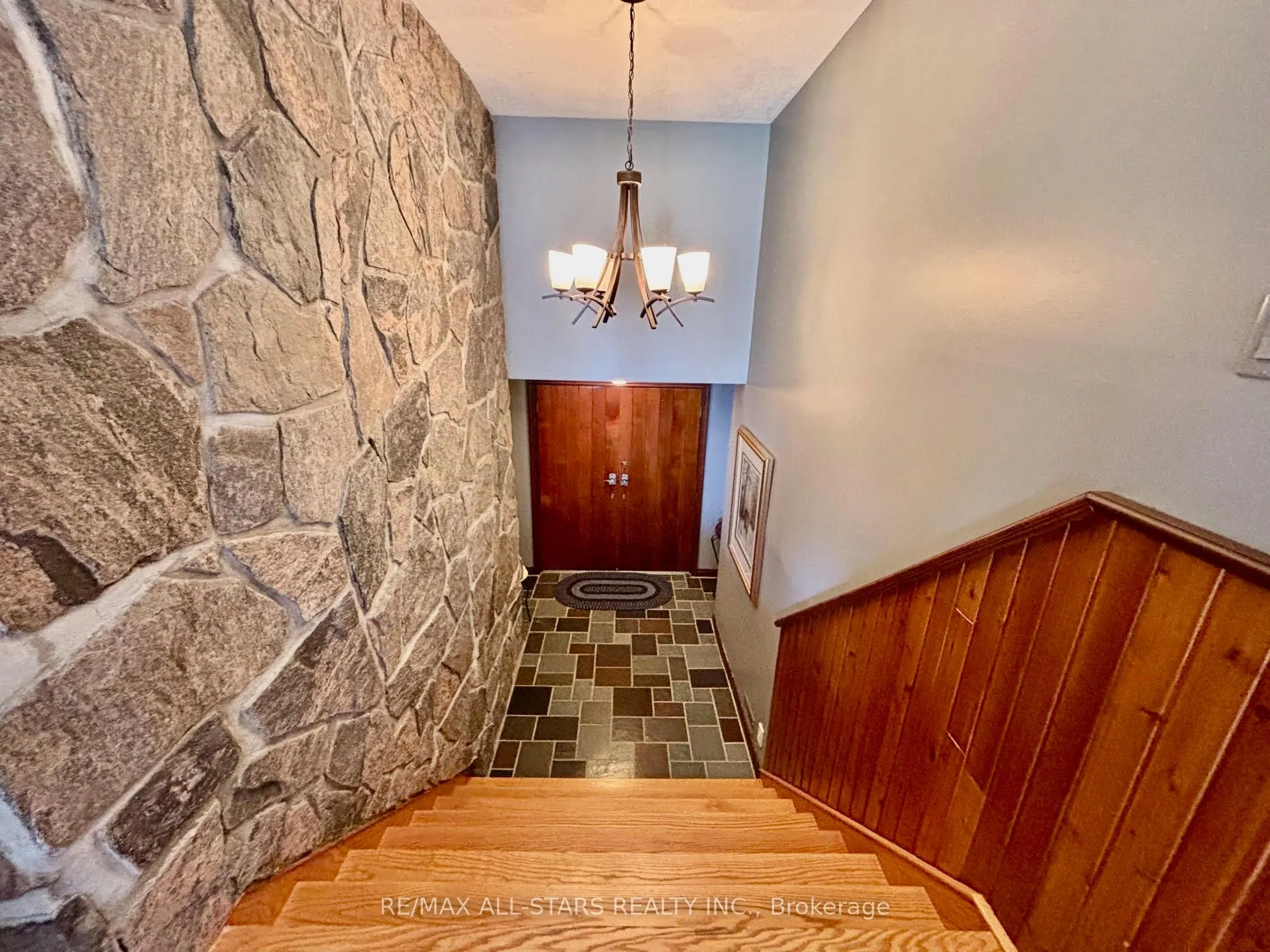 1374 Regional Road 12 Road W