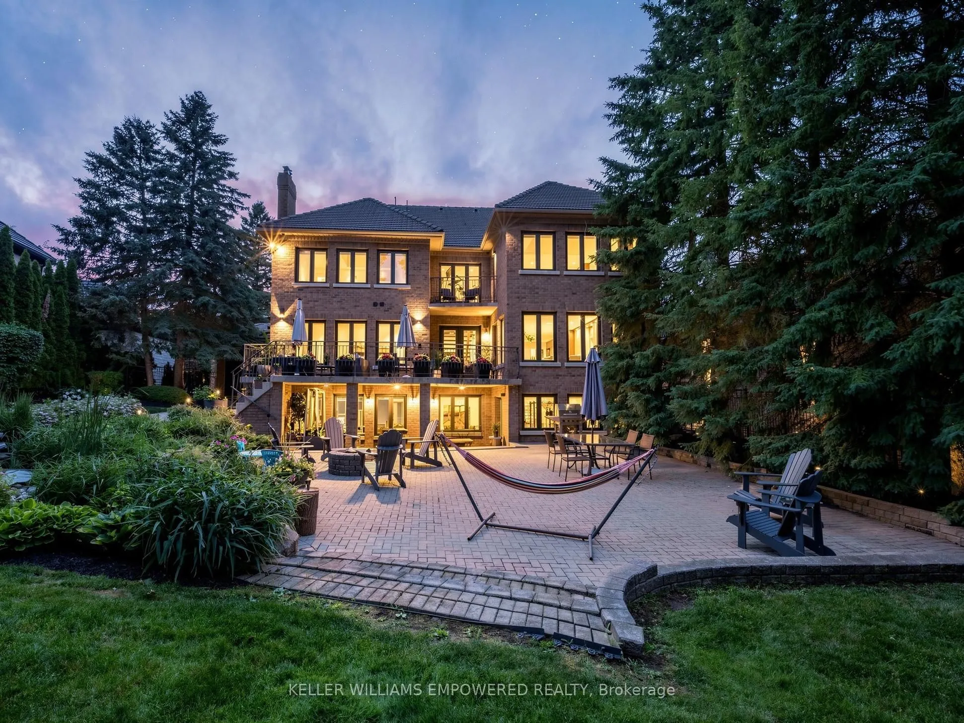 93 Longview Crescent