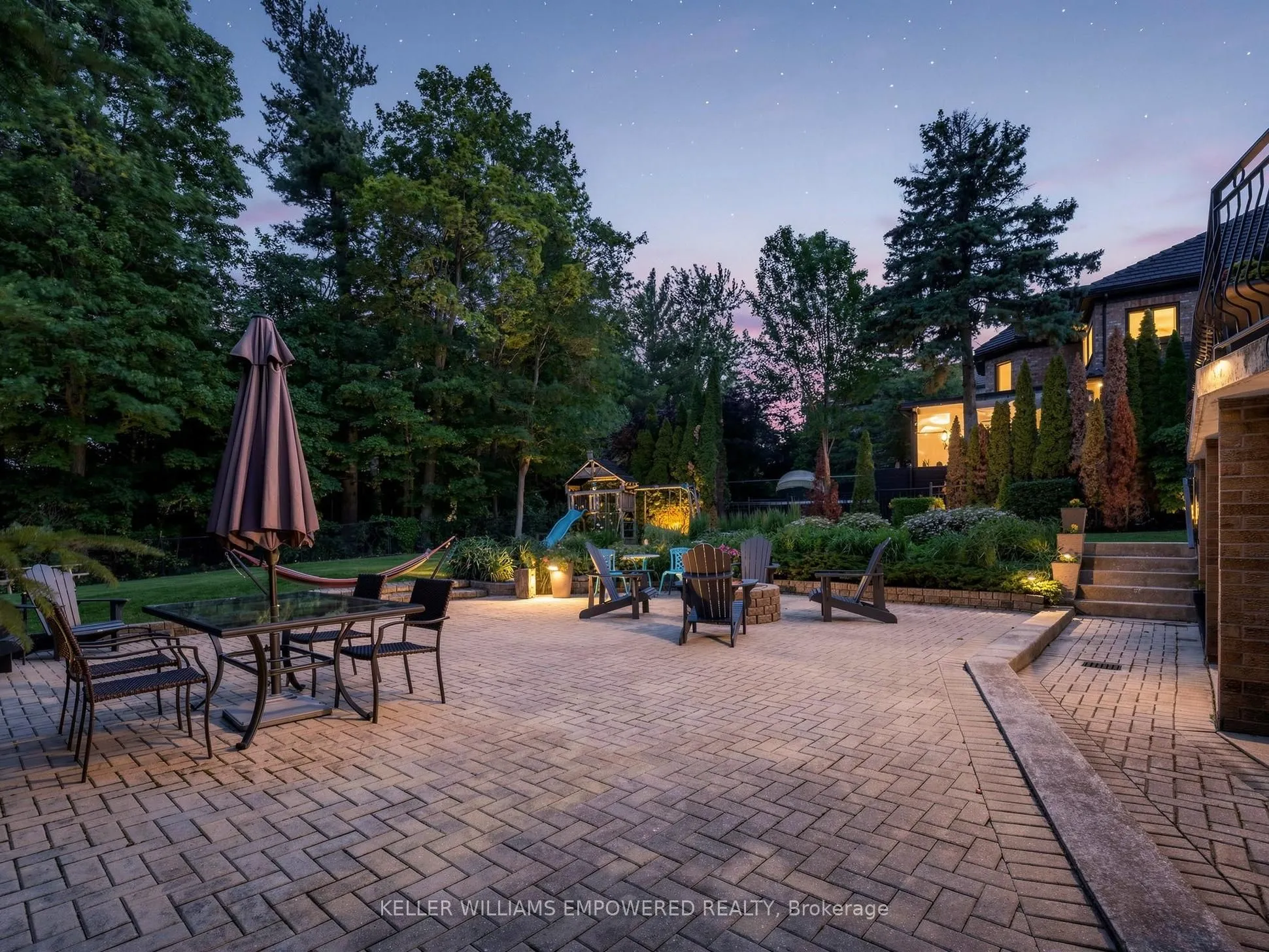93 Longview Crescent