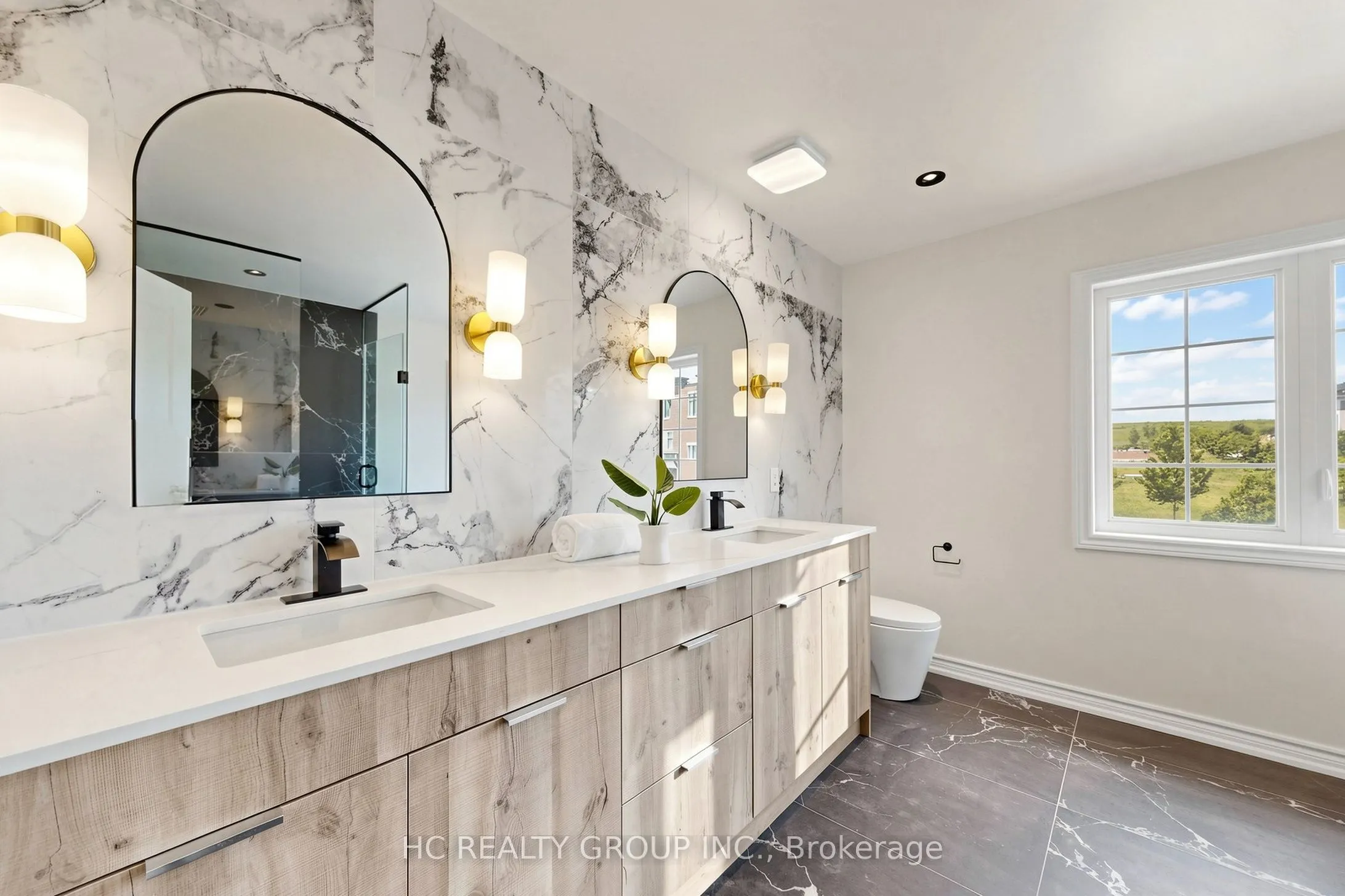 2 Apple Grove Court