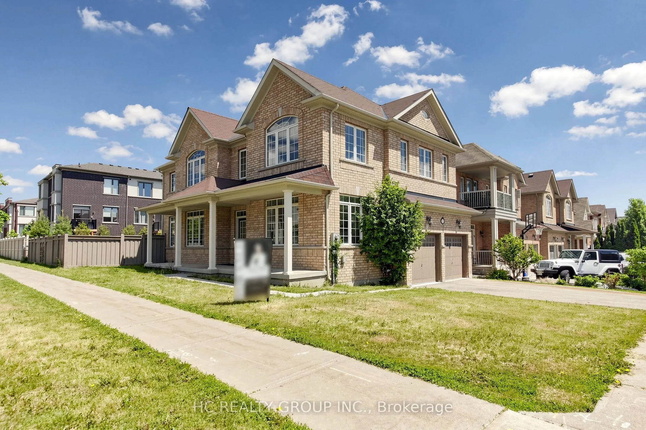 2 Apple Grove Court