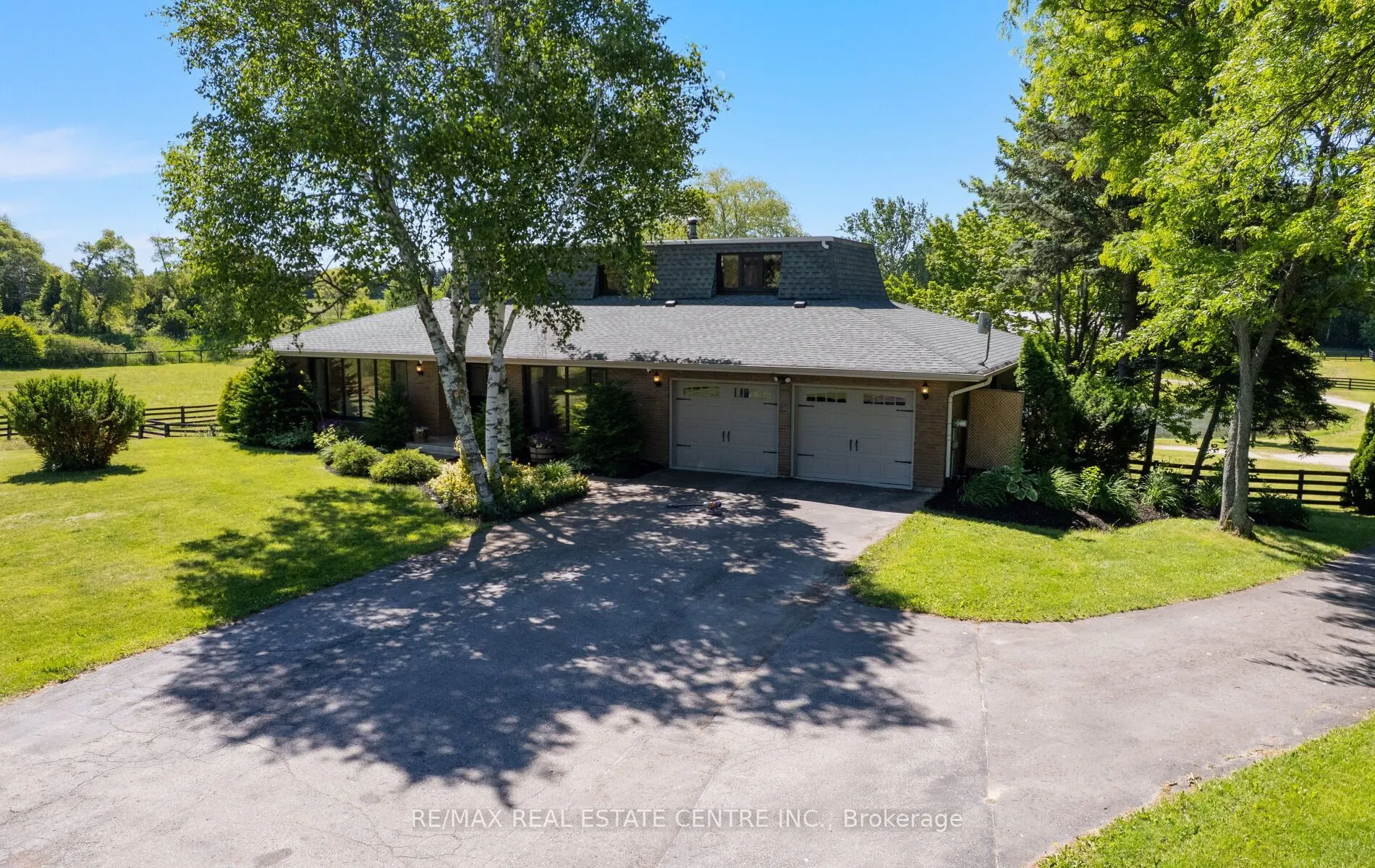 6375 17th Sideroad