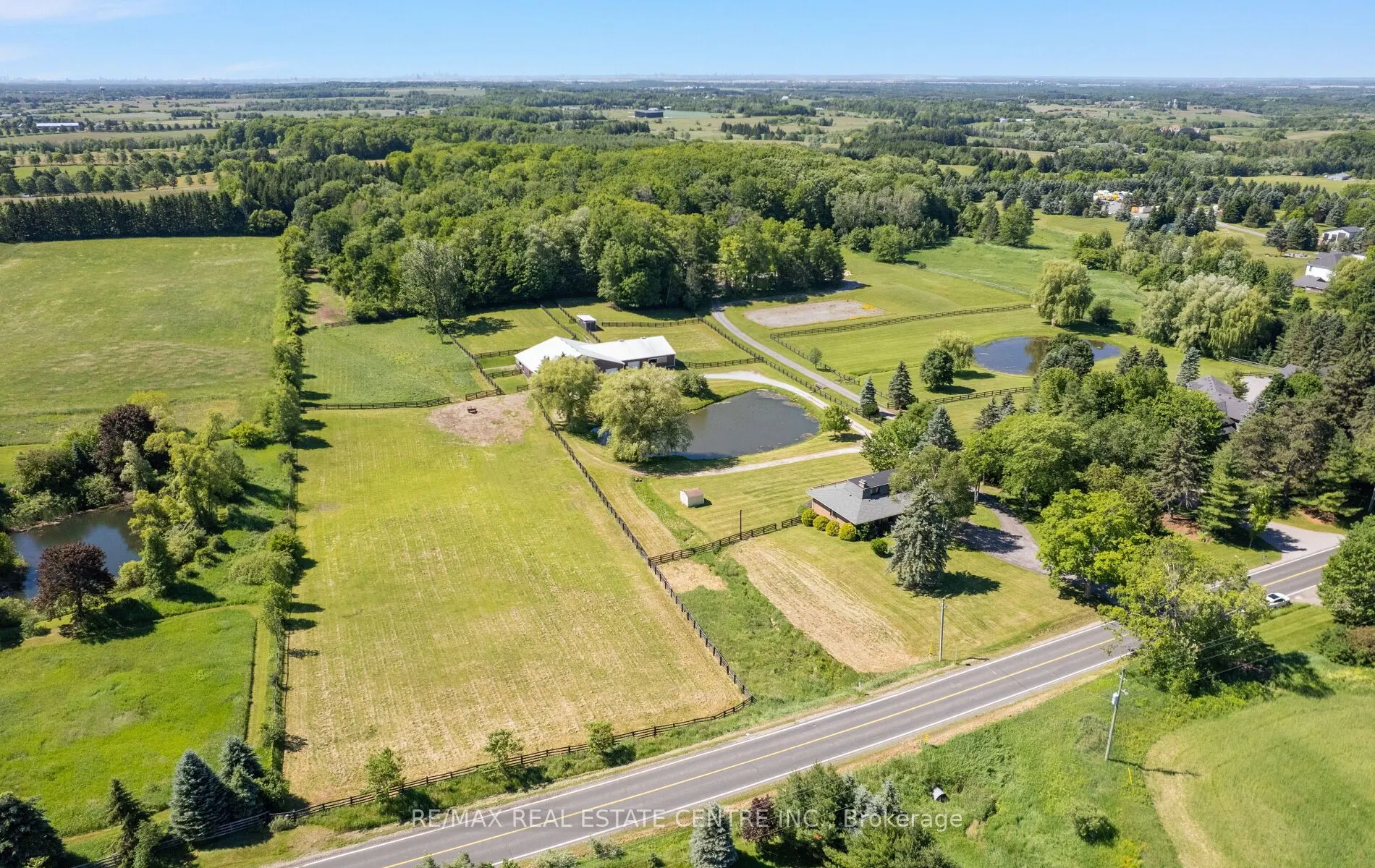 6375 17th Sideroad