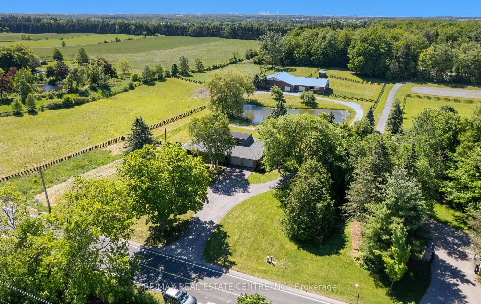 6375 17th Sideroad