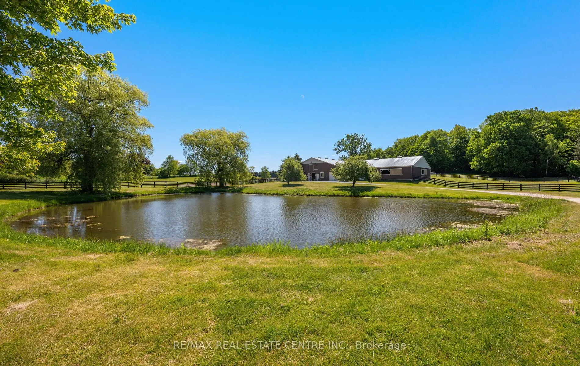 6375 17th Sideroad