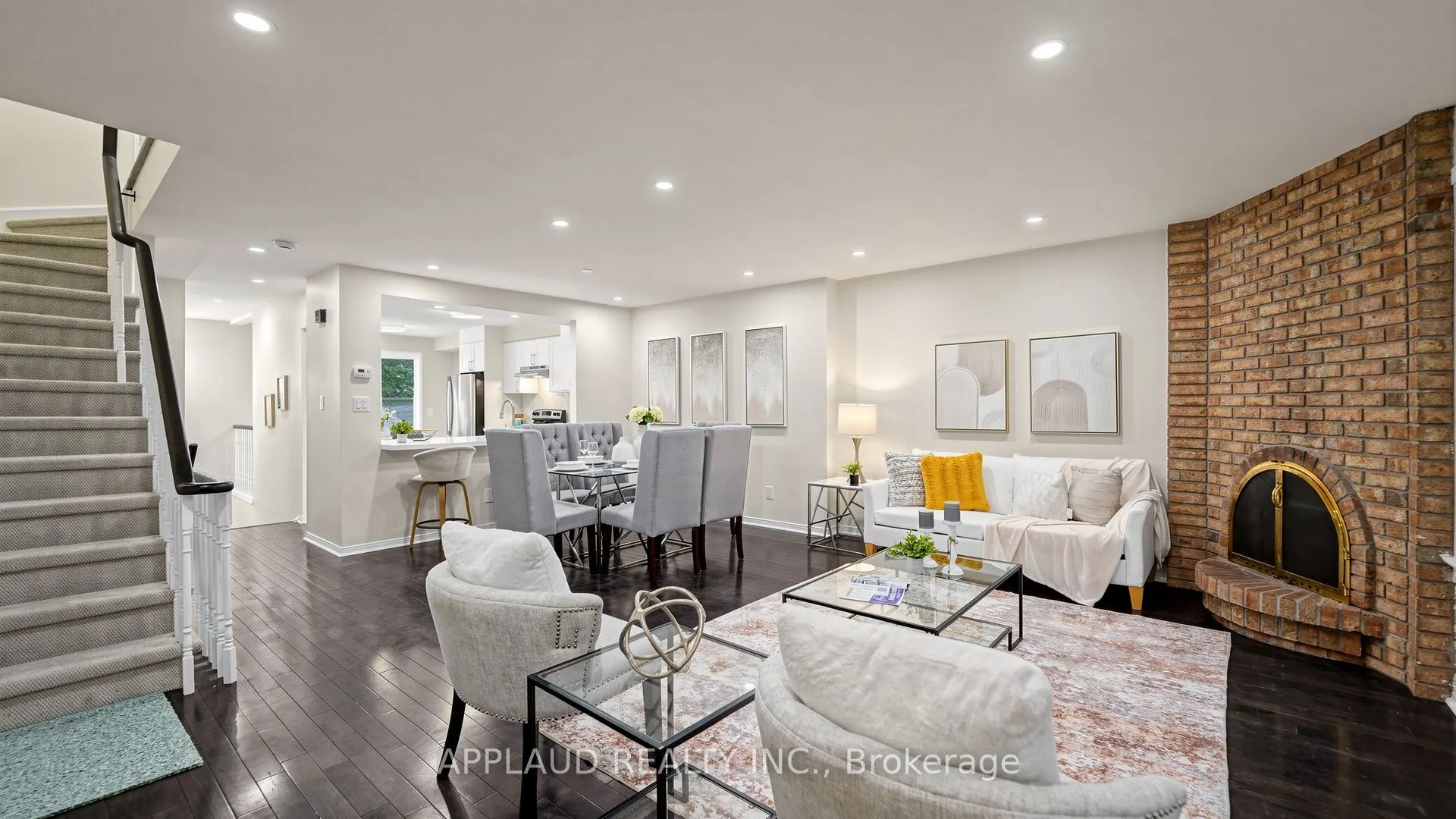 82 Confederation Way #37