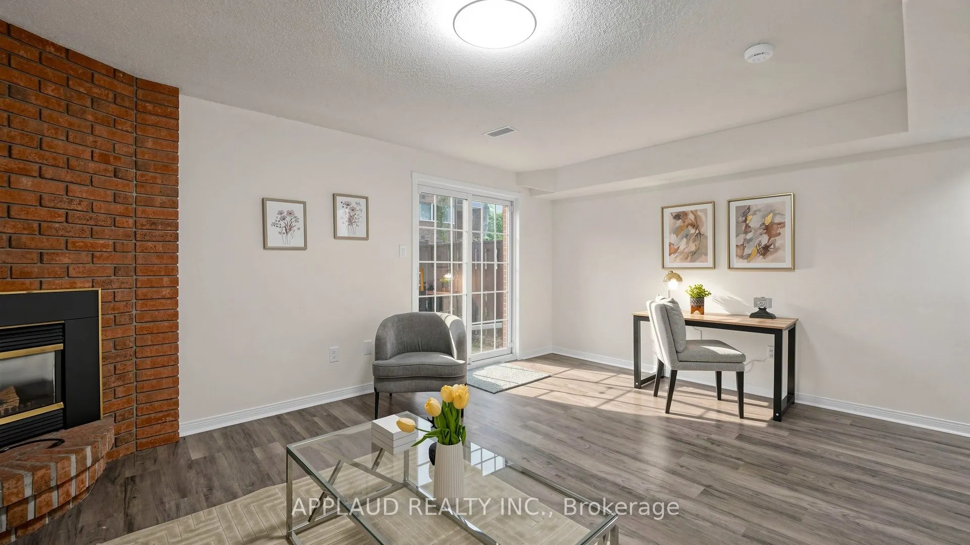 82 Confederation Way #37