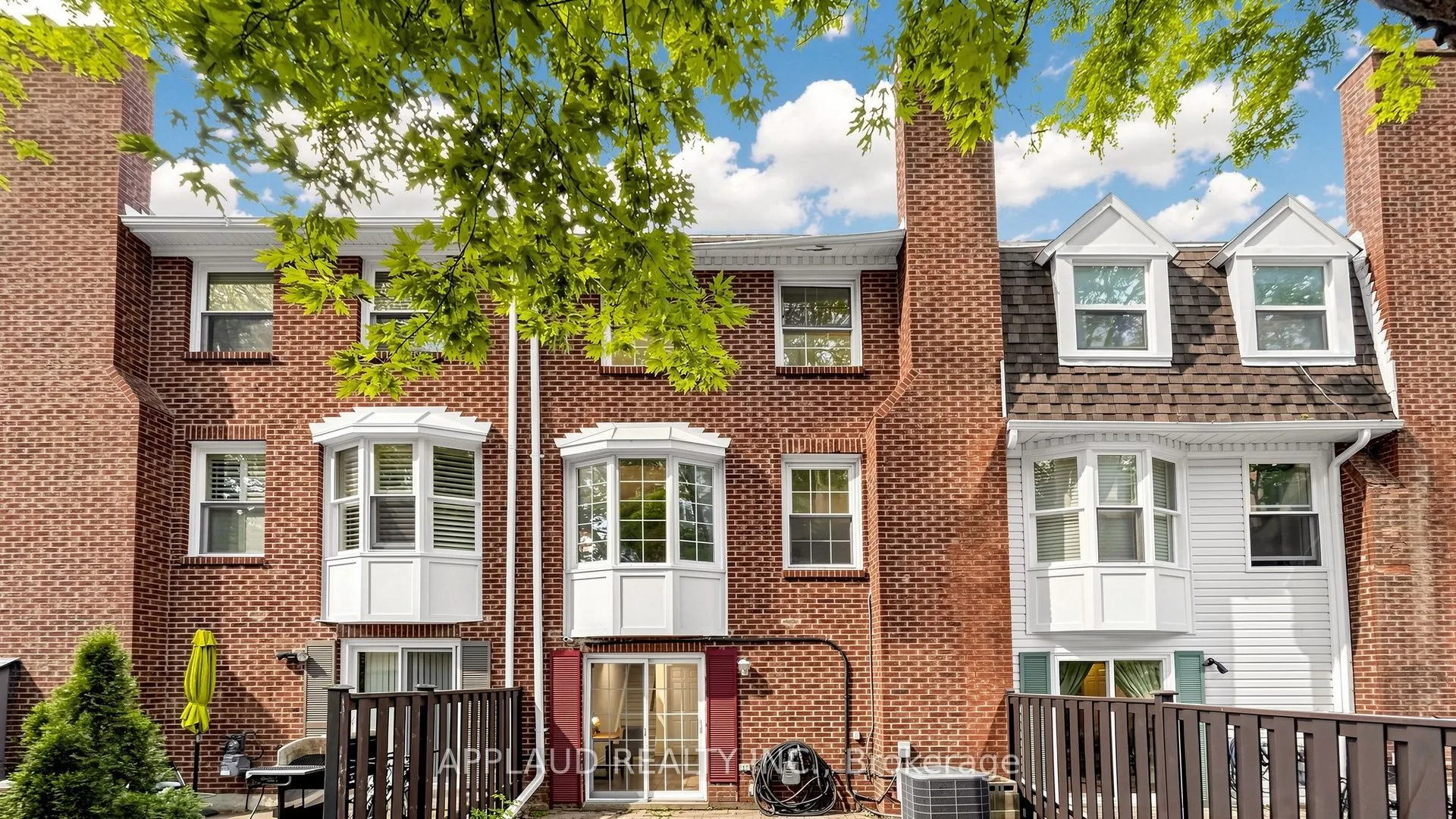 82 Confederation Way #37