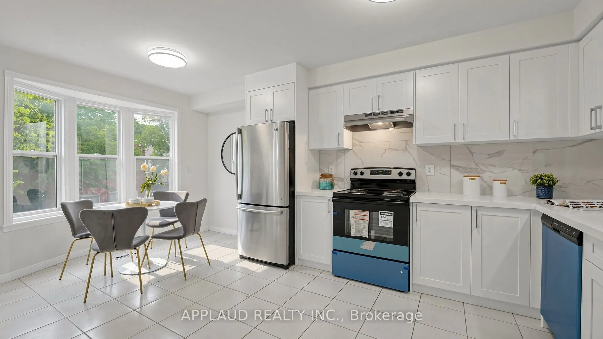 82 Confederation Way #37