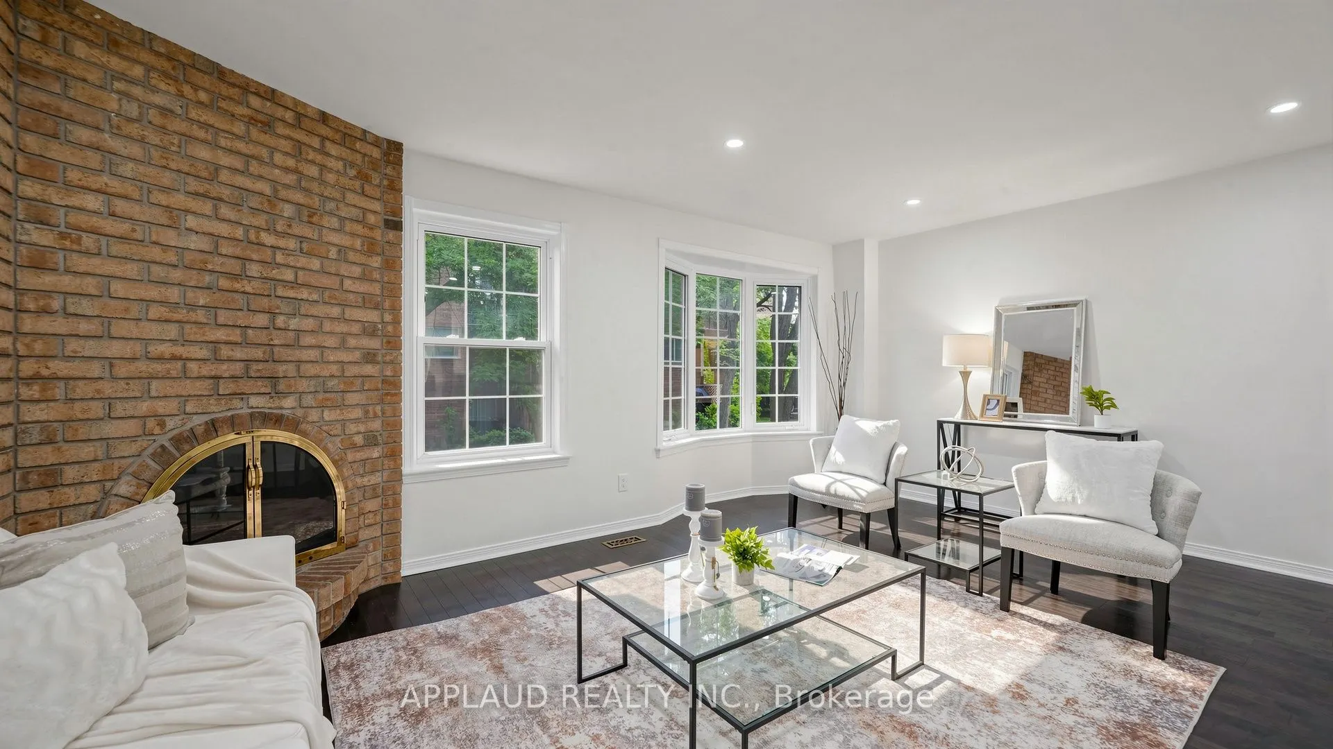 82 Confederation Way #37