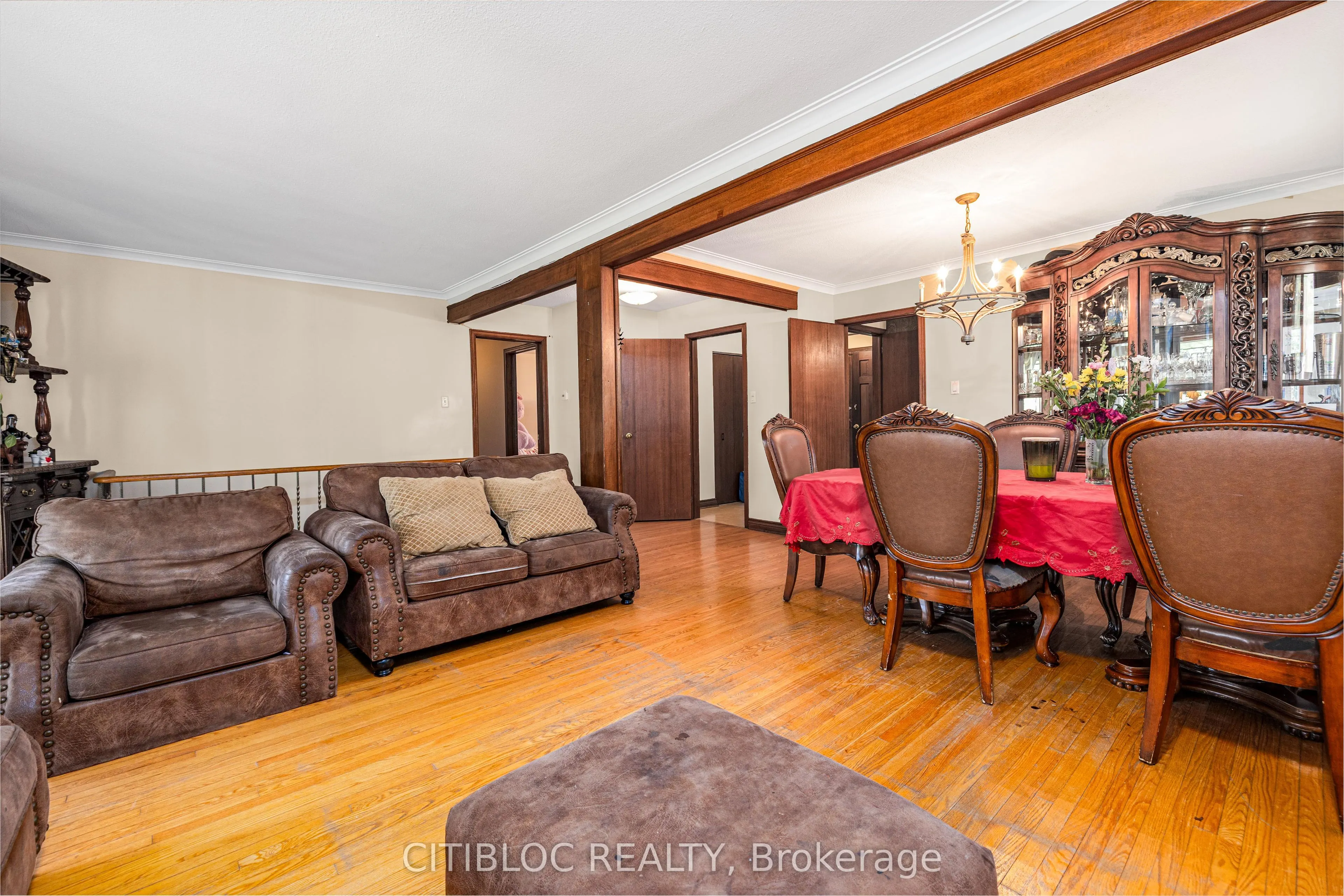 5 Old Forge Road