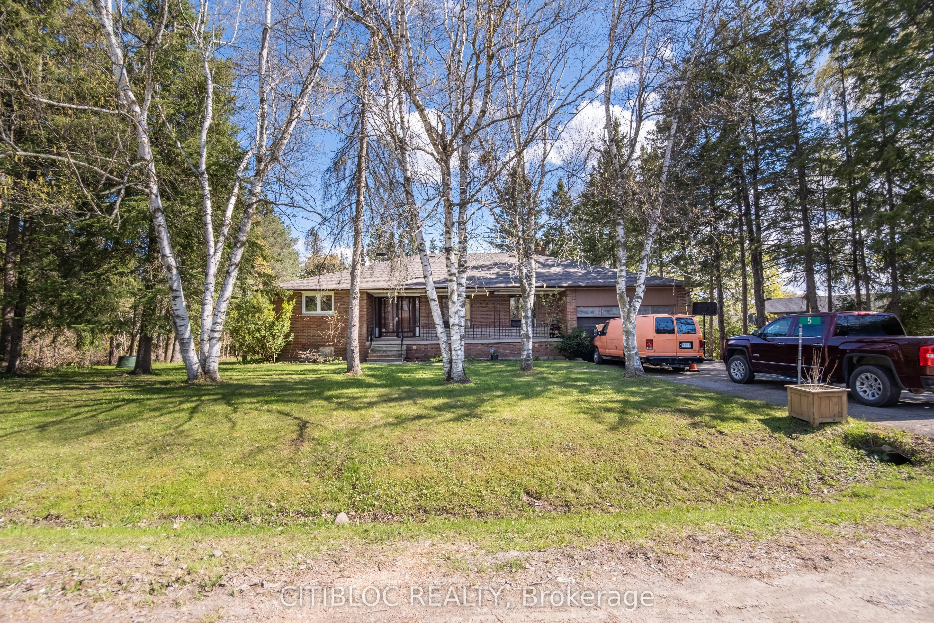 5 Old Forge Road