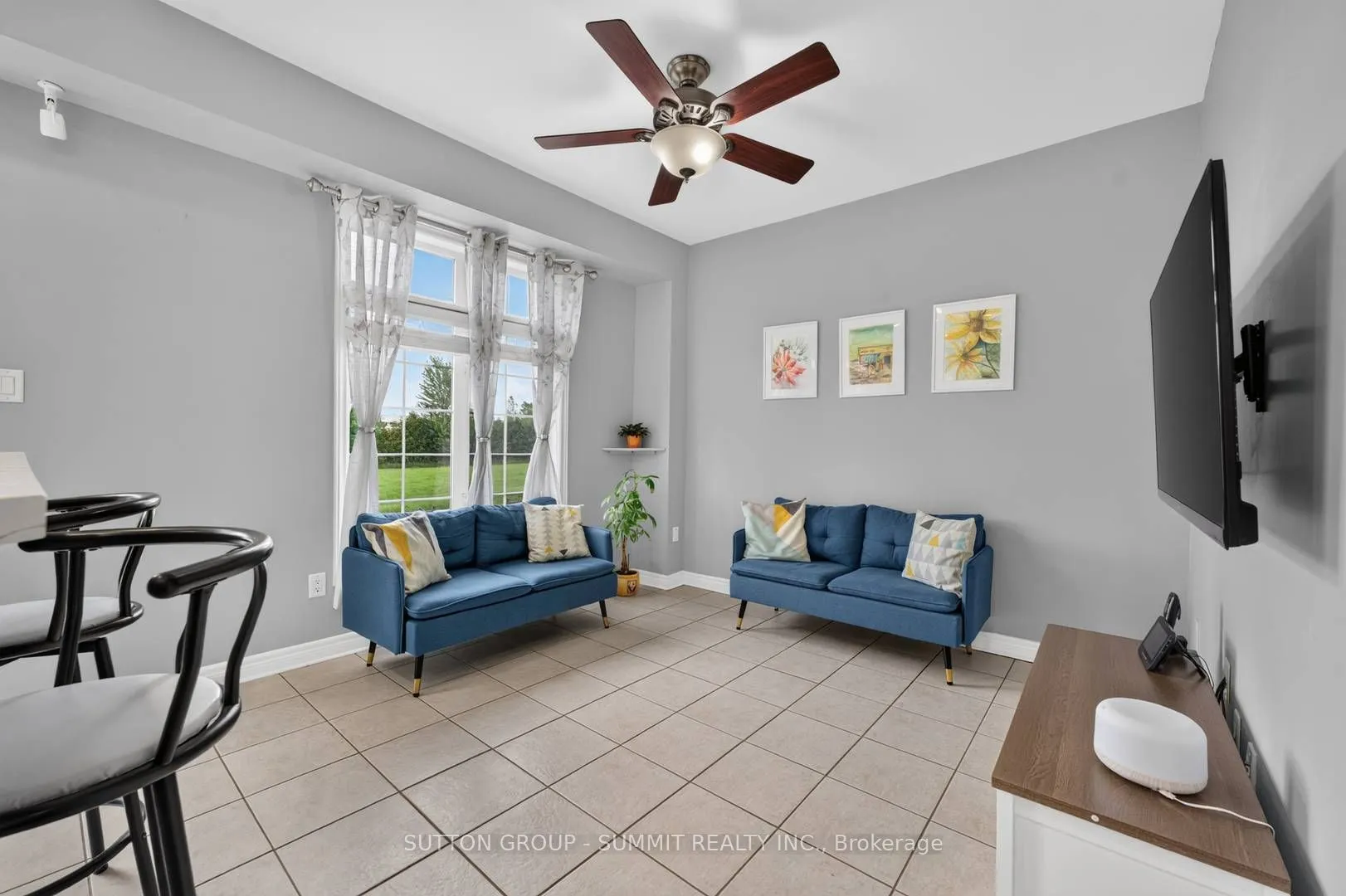 187 Kirkvalley Crescent