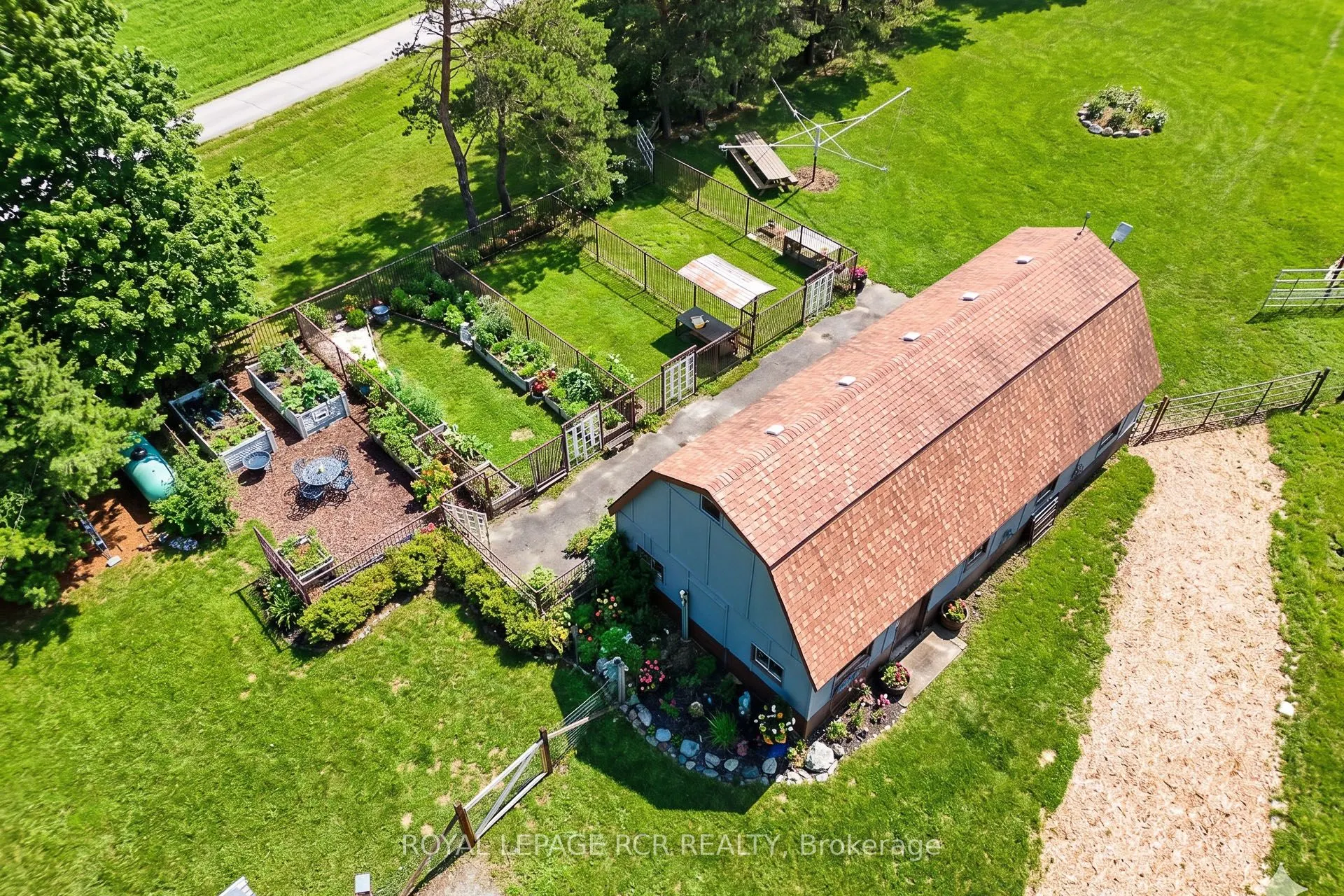 4143 Vivian Road
