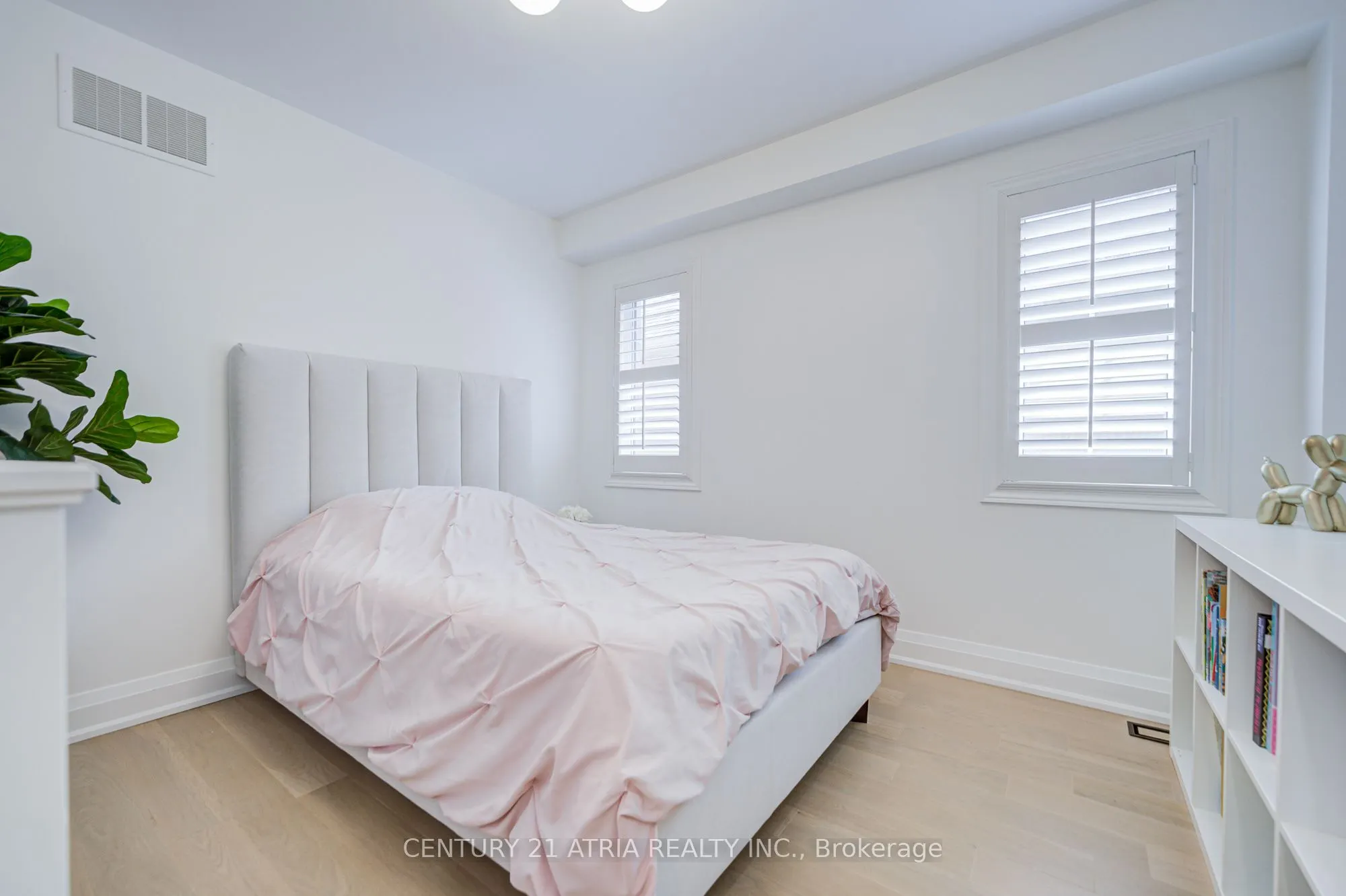 15 Asner Avenue