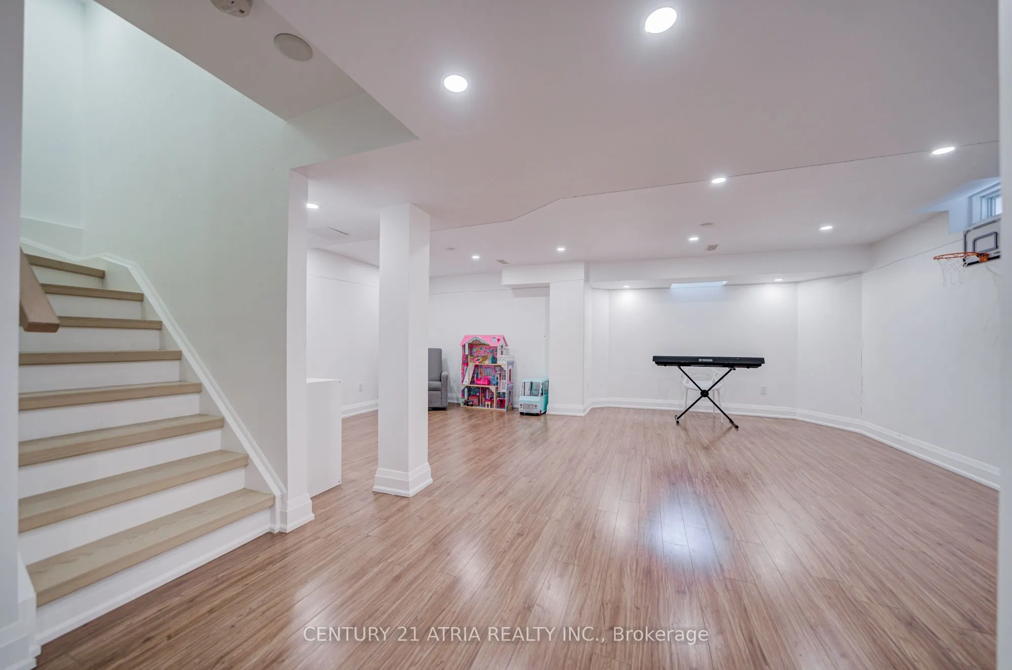15 Asner Avenue