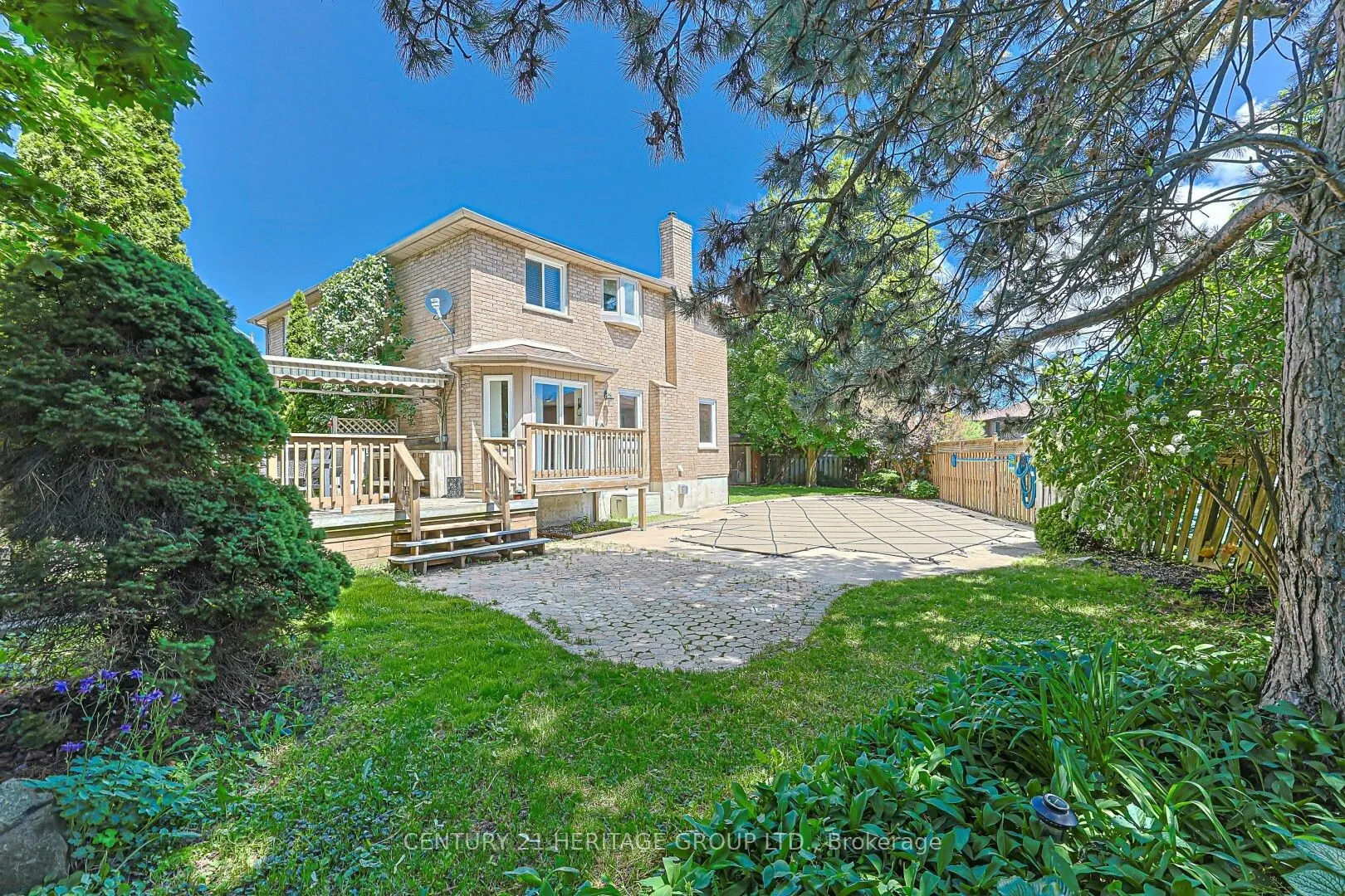12 Gres Court