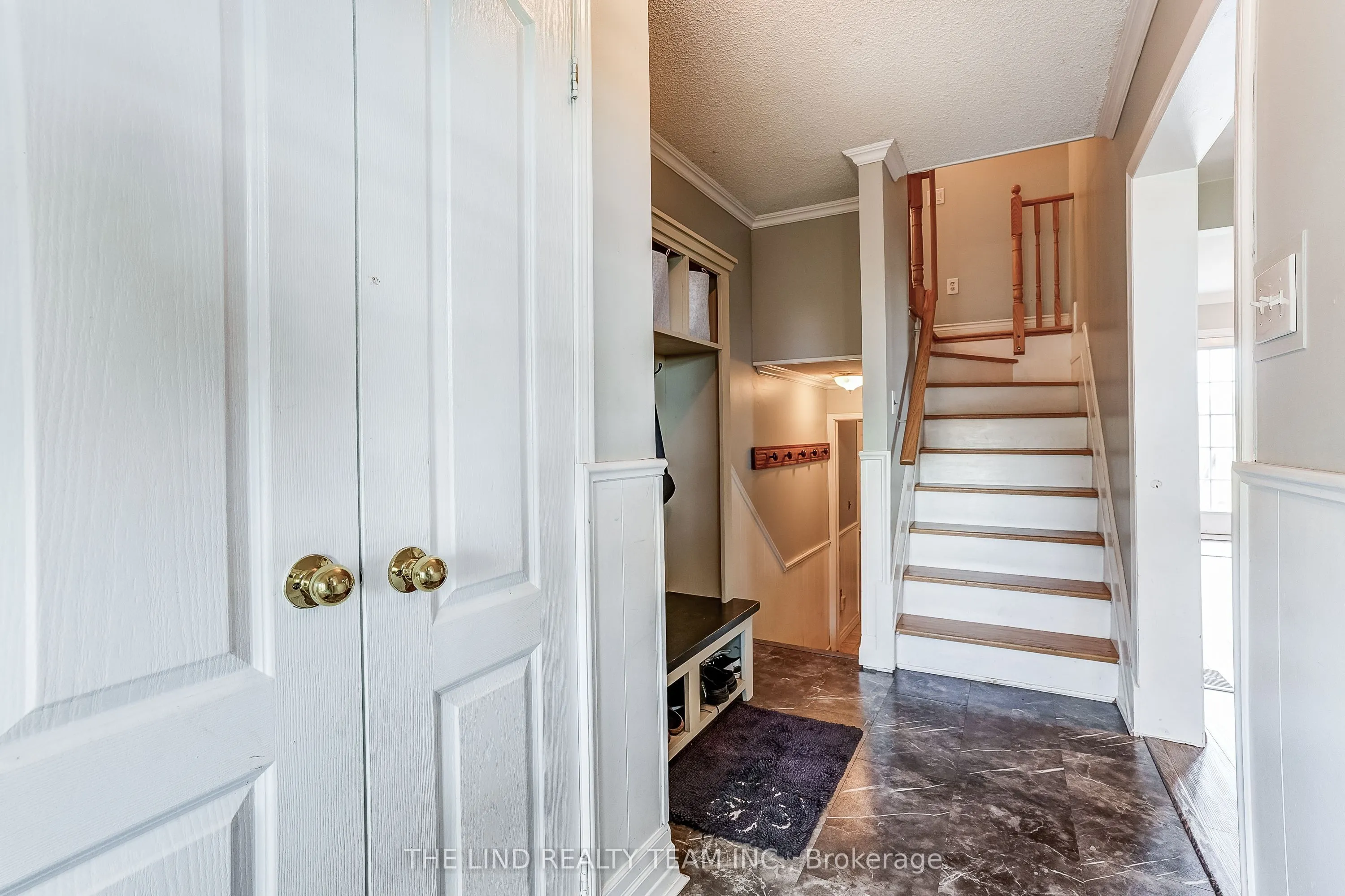 19505 Bathurst Street