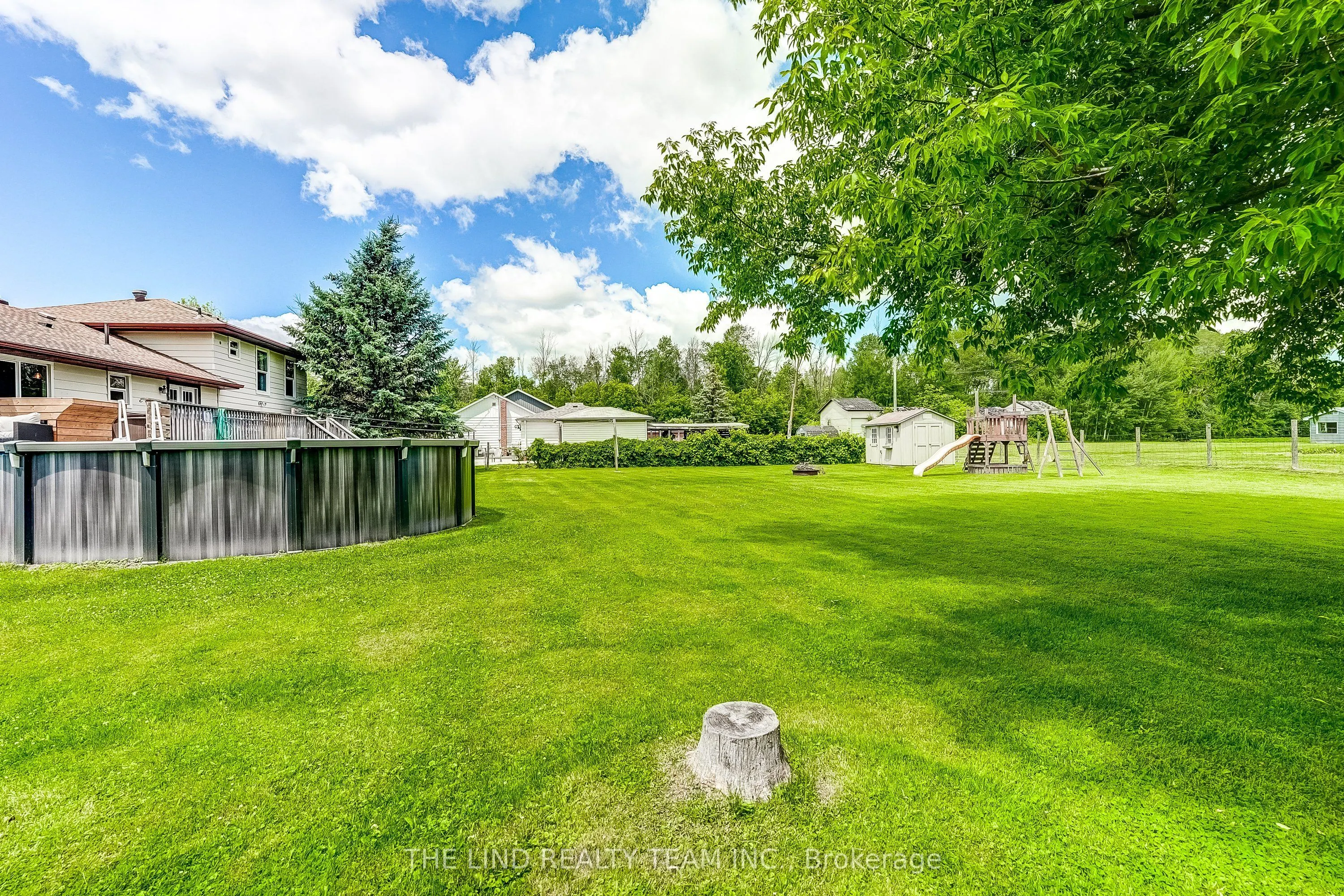 19505 Bathurst Street