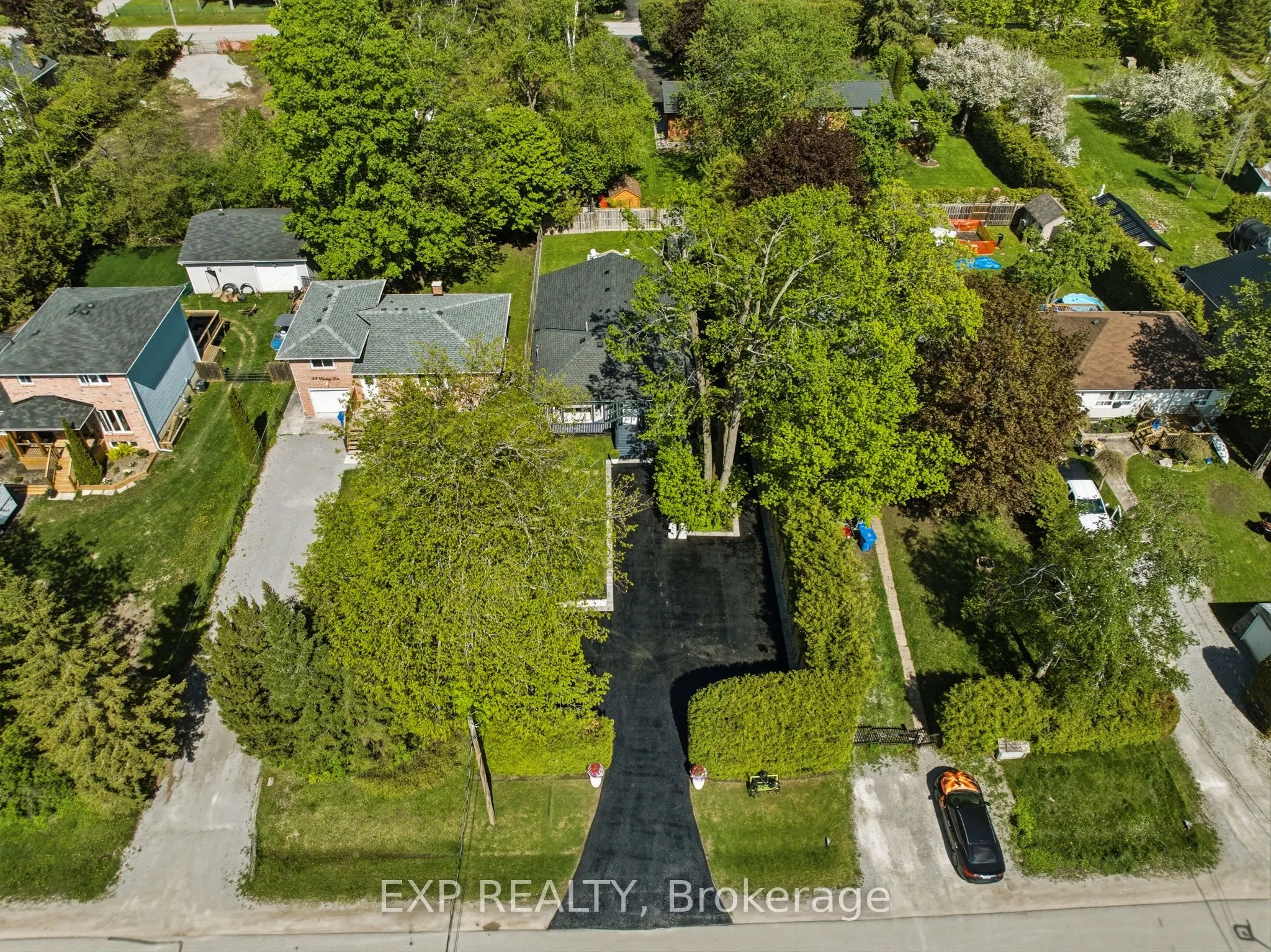 32 Farley Circle