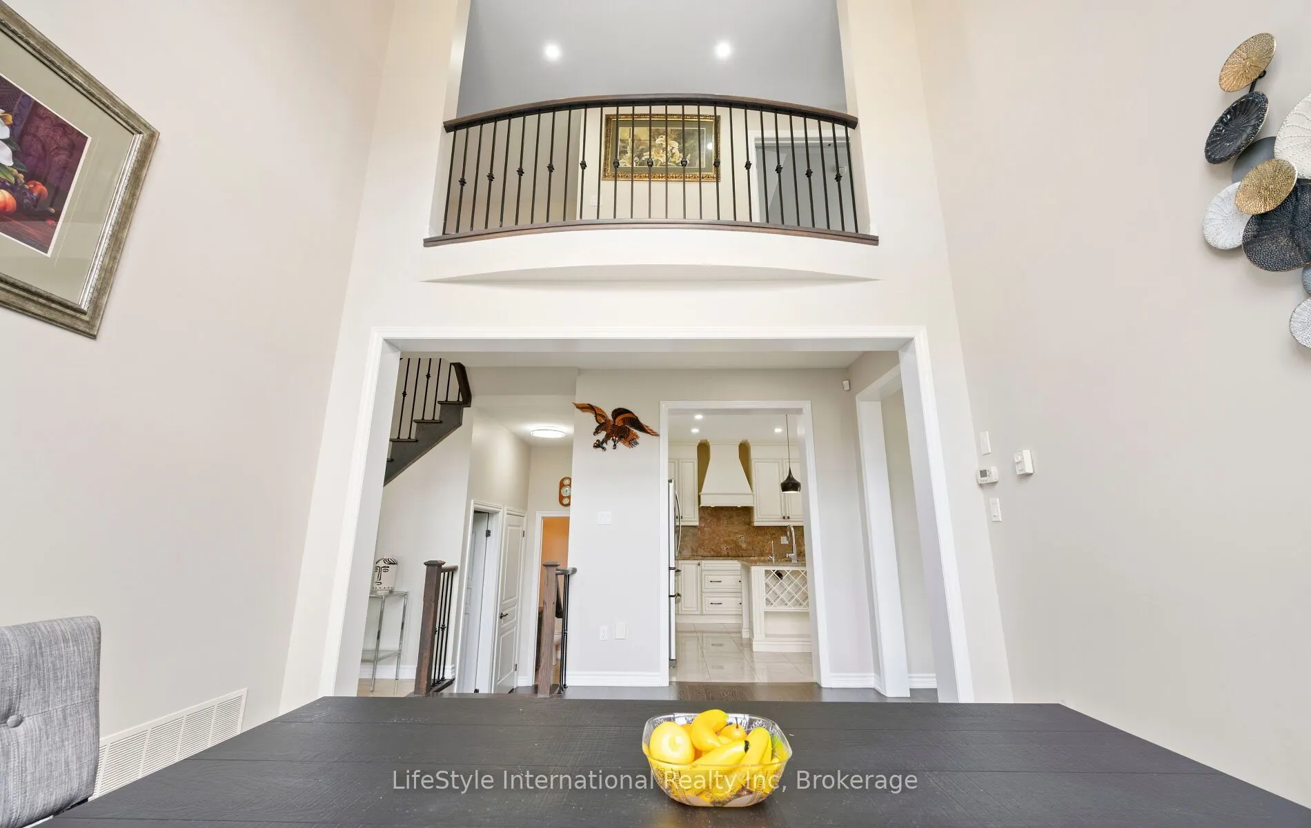 48 Hawke Crescent