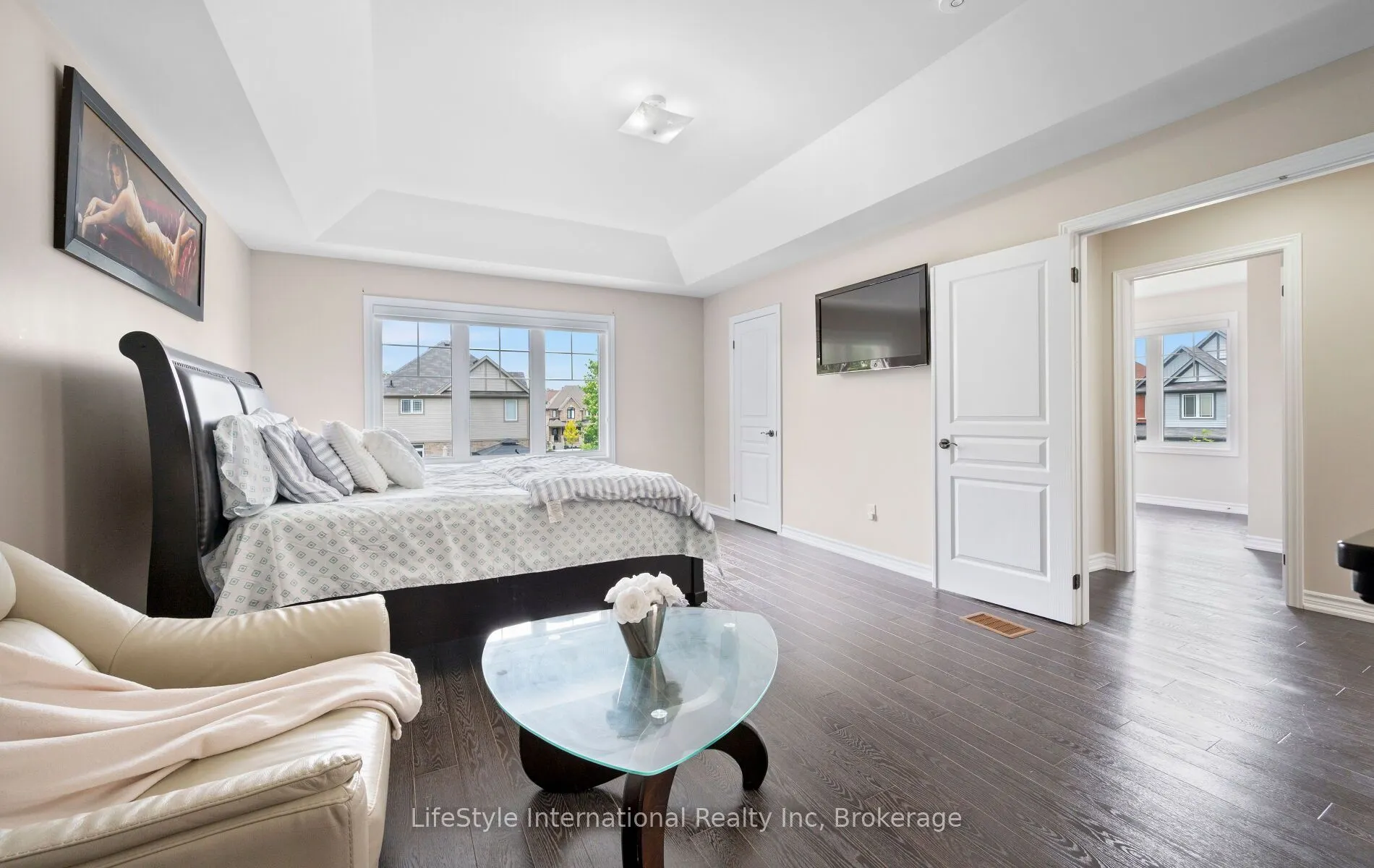 48 Hawke Crescent