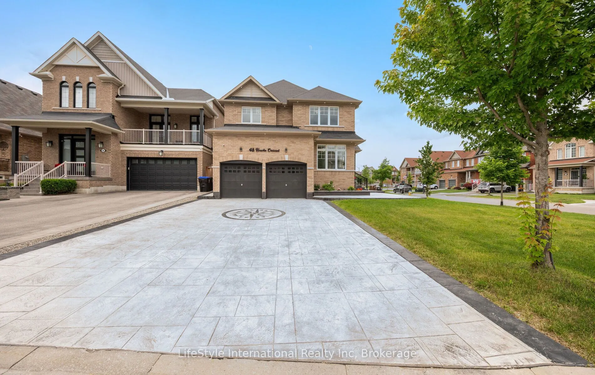 48 Hawke Crescent