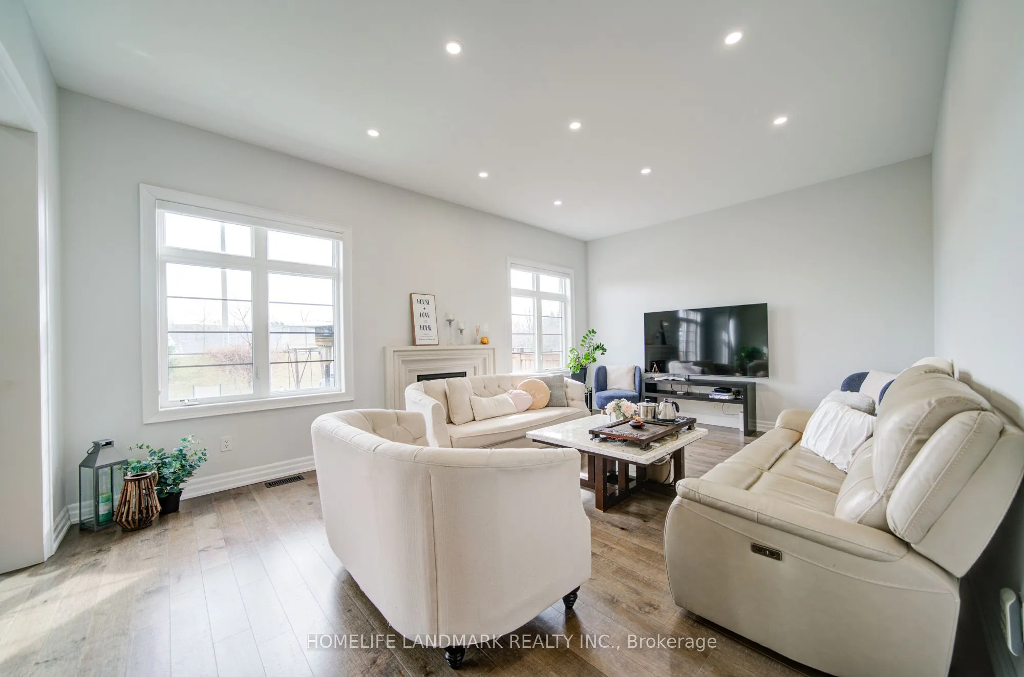 43 Mike Boshevski Court