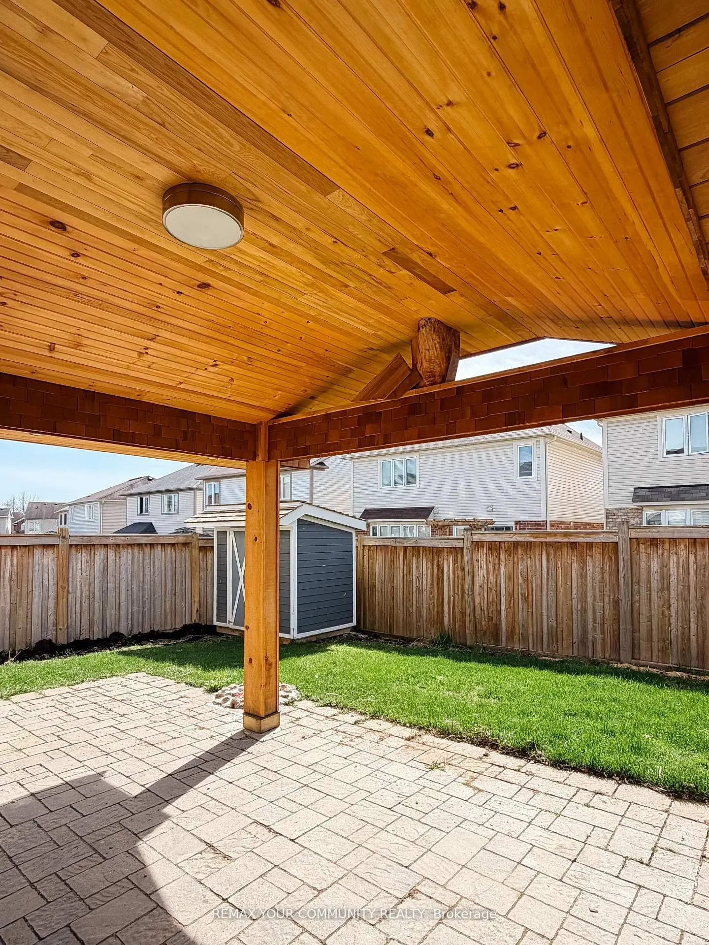 18 Gordon Drive
