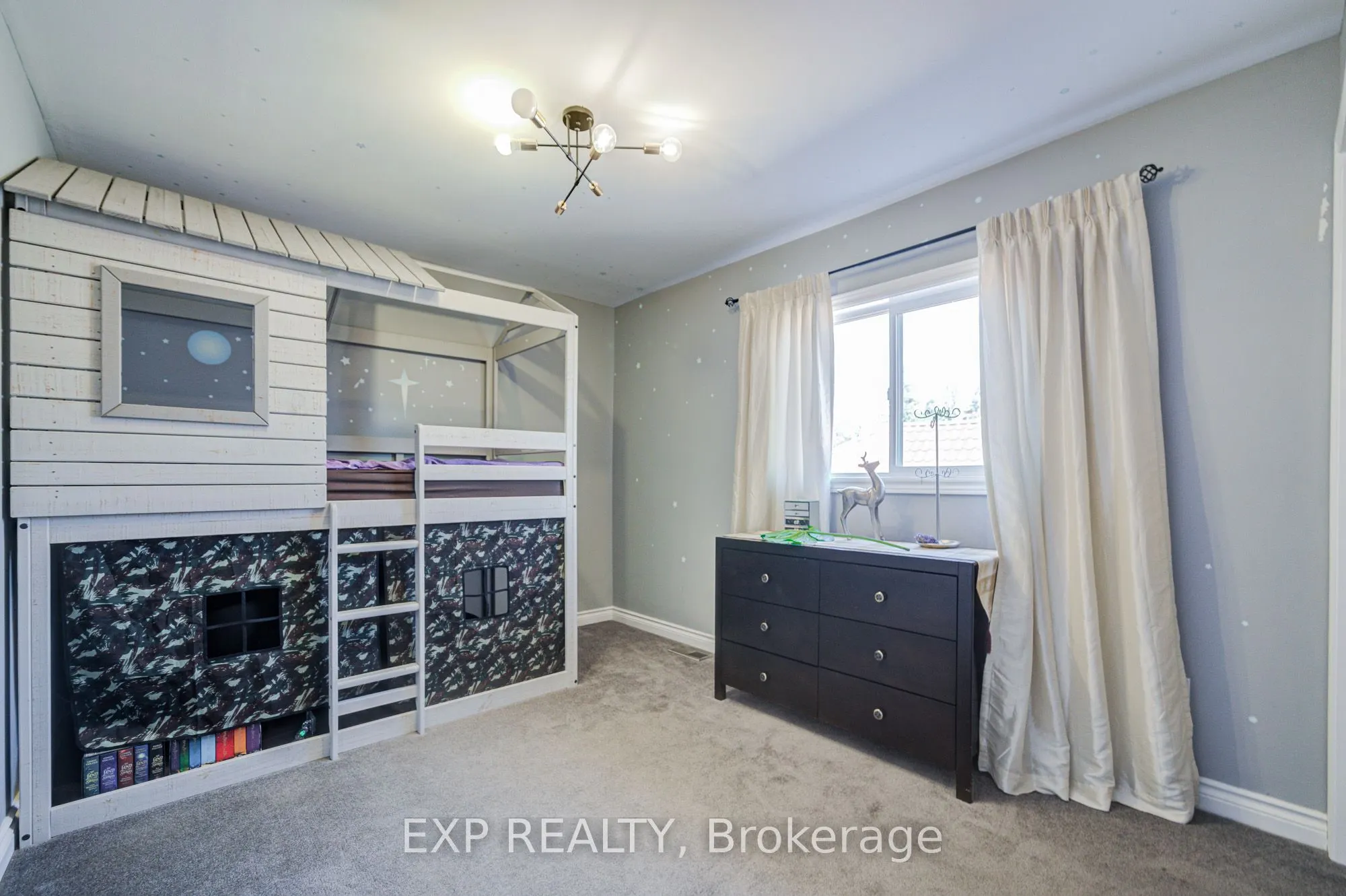 292 Sheridan Court