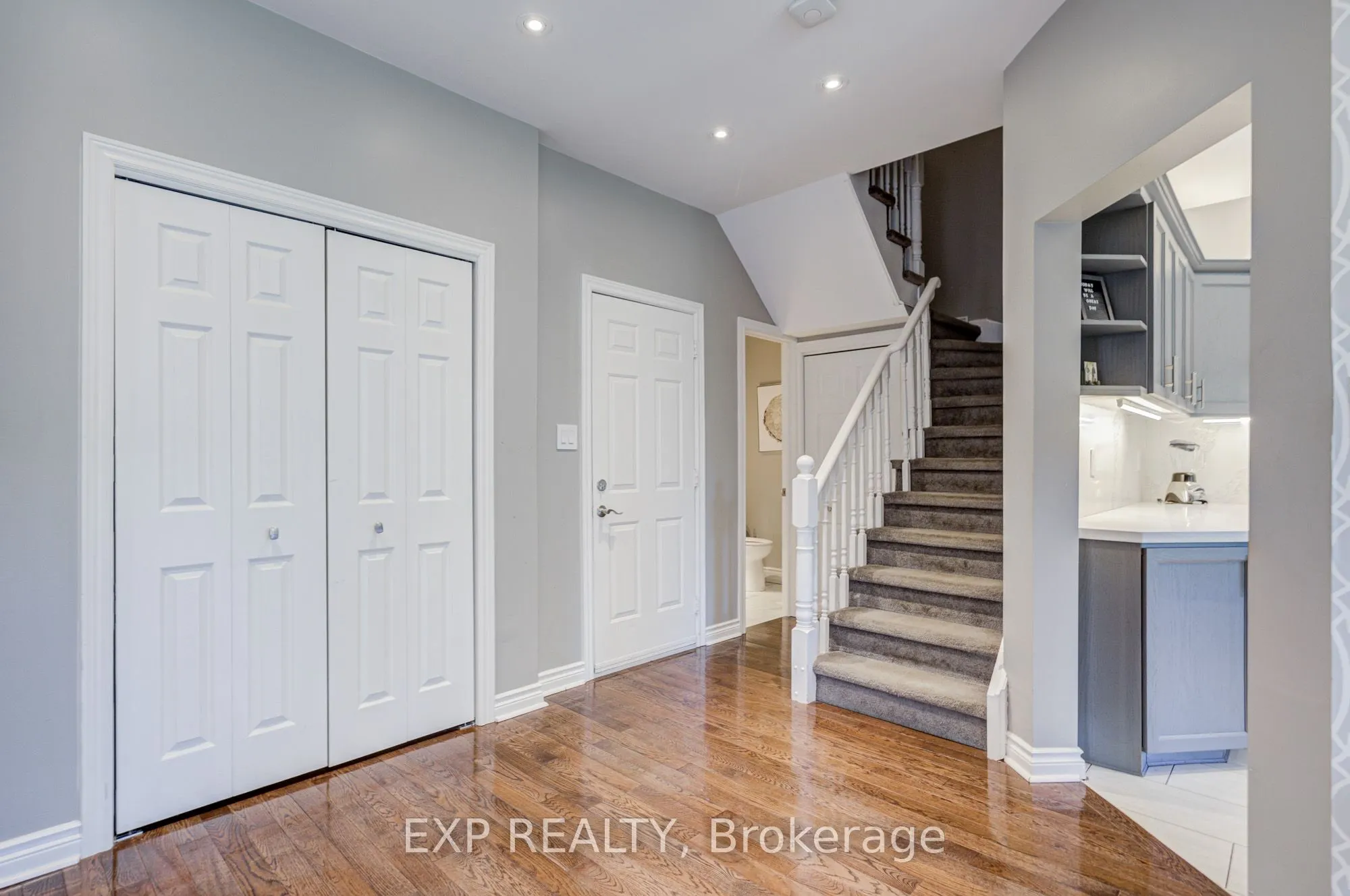 292 Sheridan Court