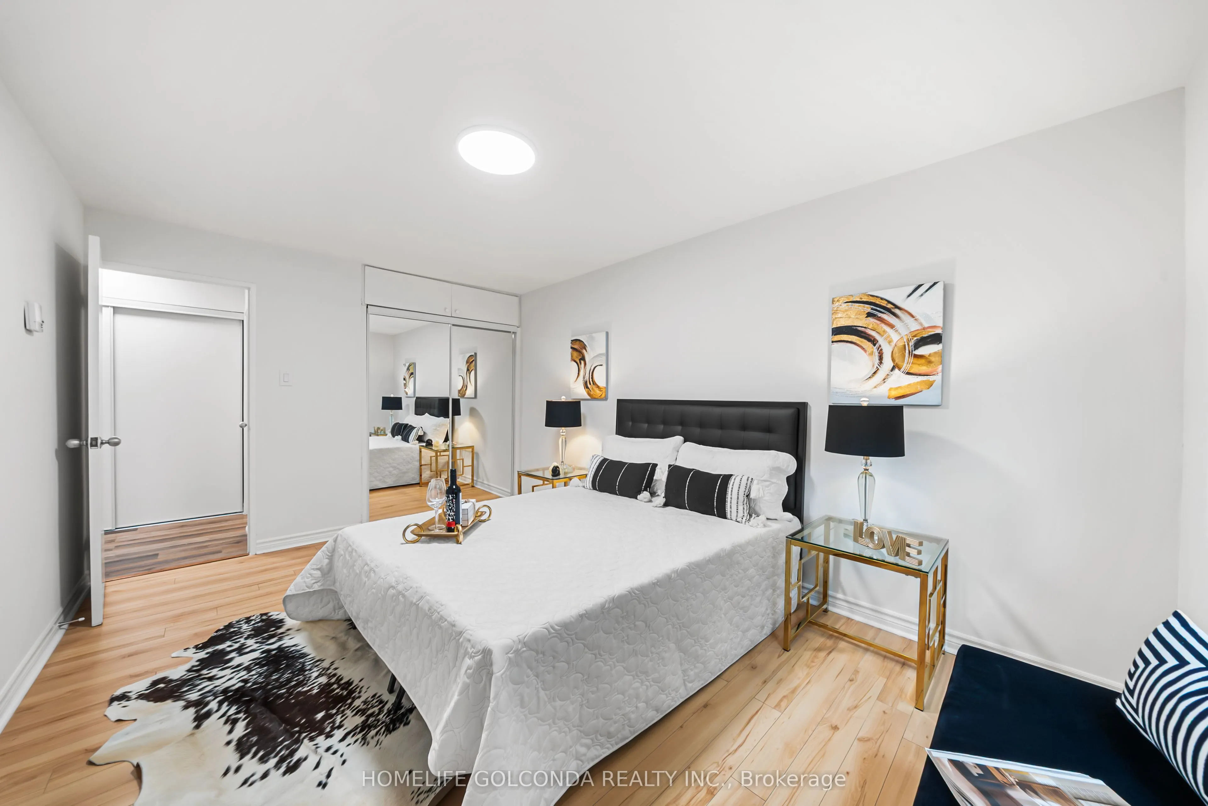 21 Elizabeth Street #205