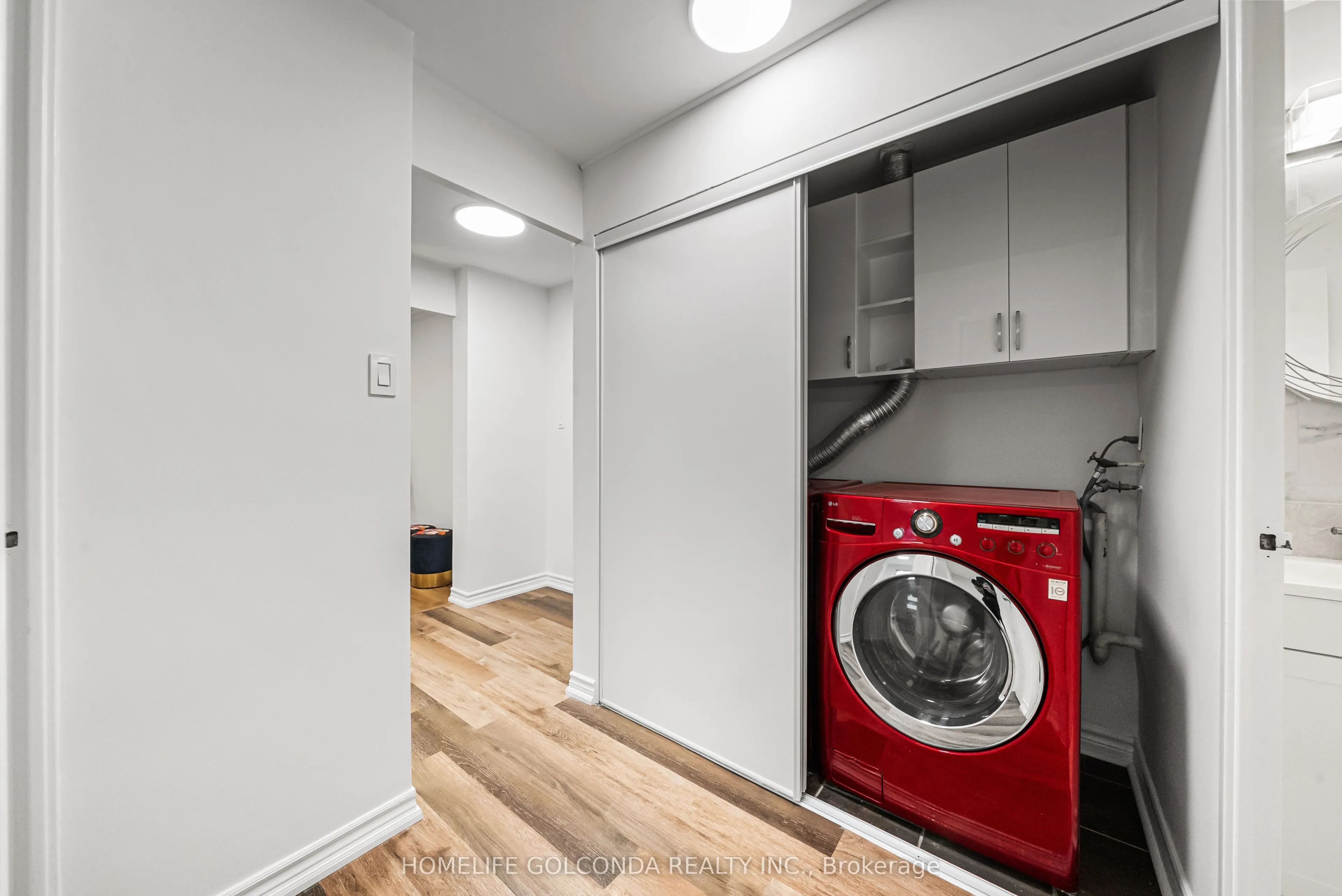 21 Elizabeth Street #205