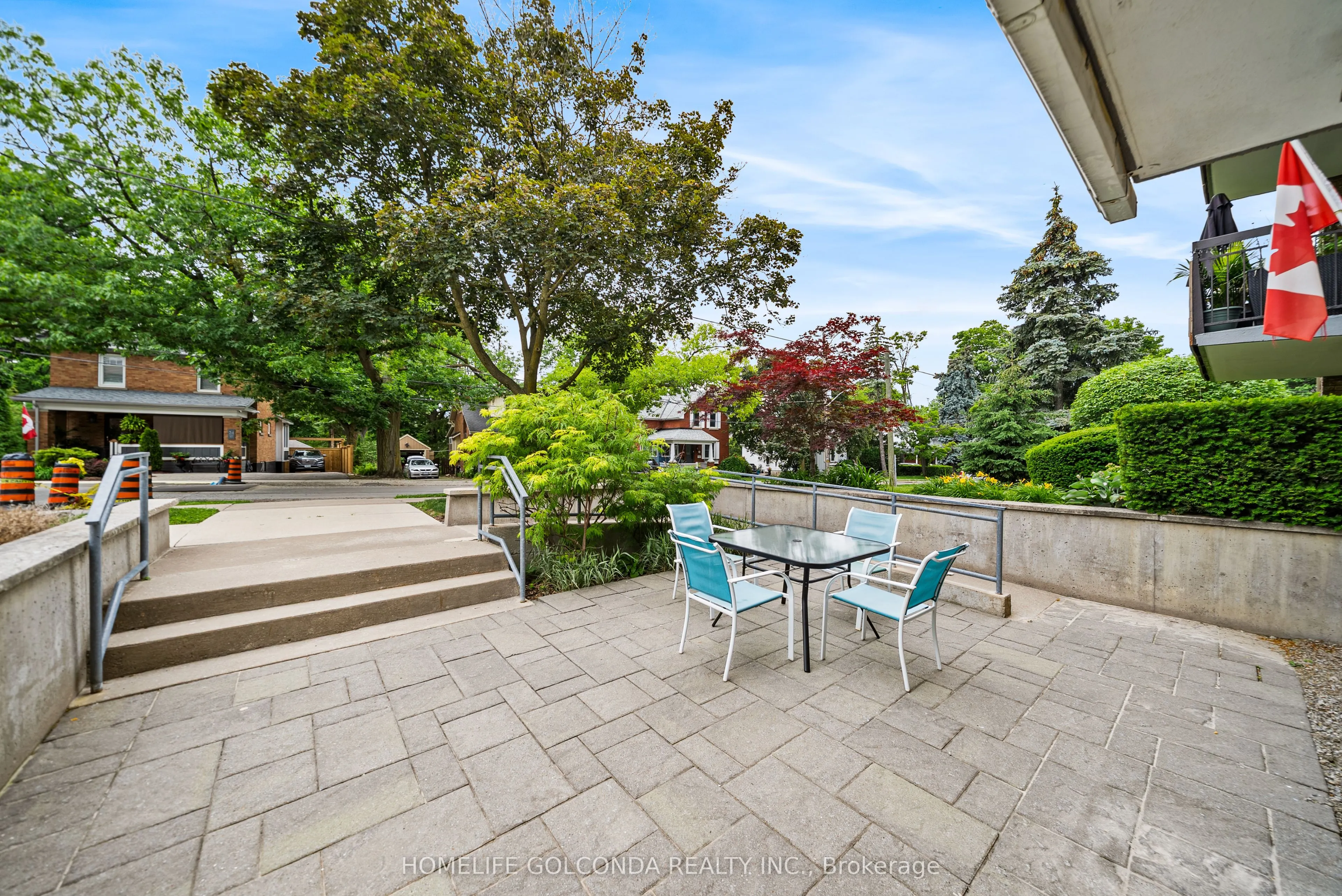21 Elizabeth Street #205