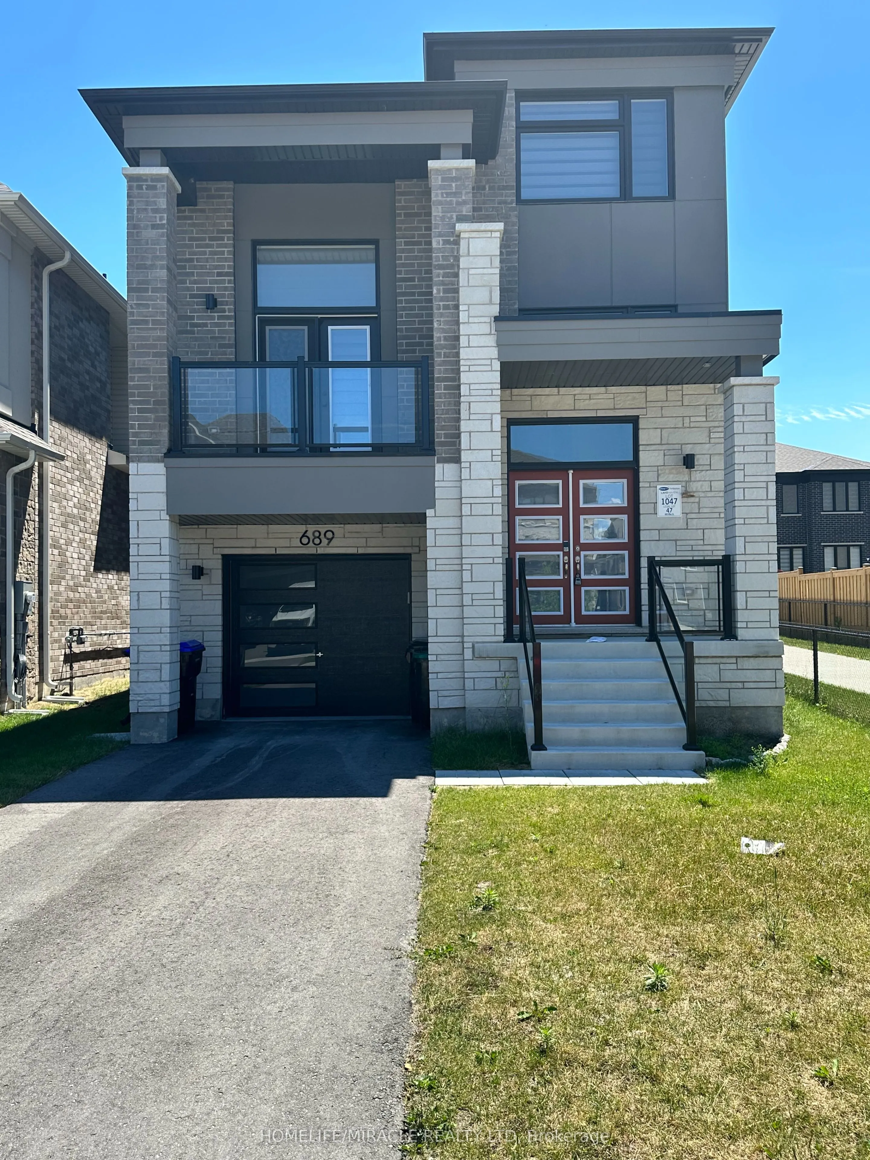 689 Mika Street