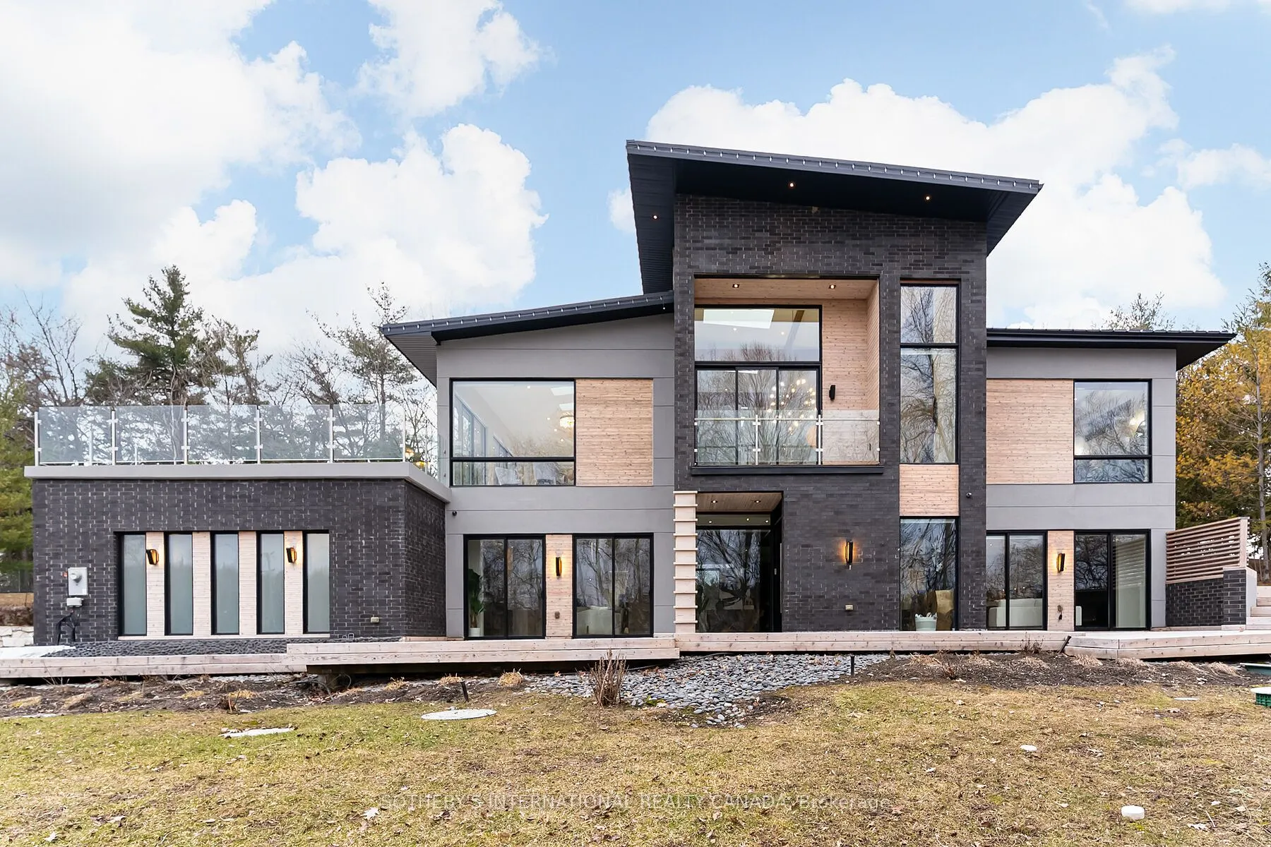 4599 Langstaff Road
