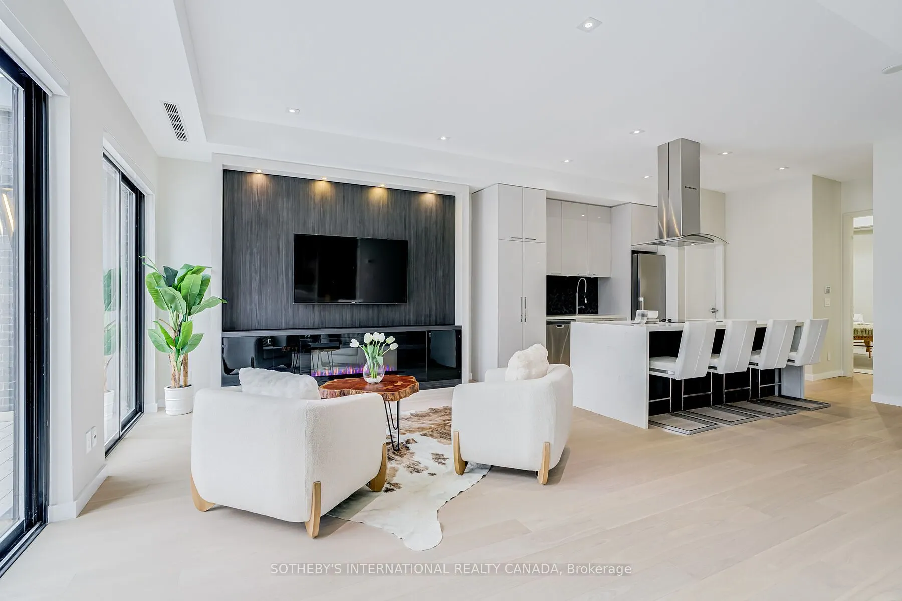 4599 Langstaff Road