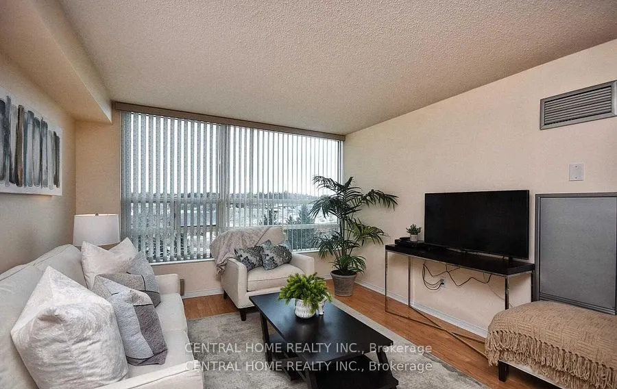 7825 Bayview Avenue #502