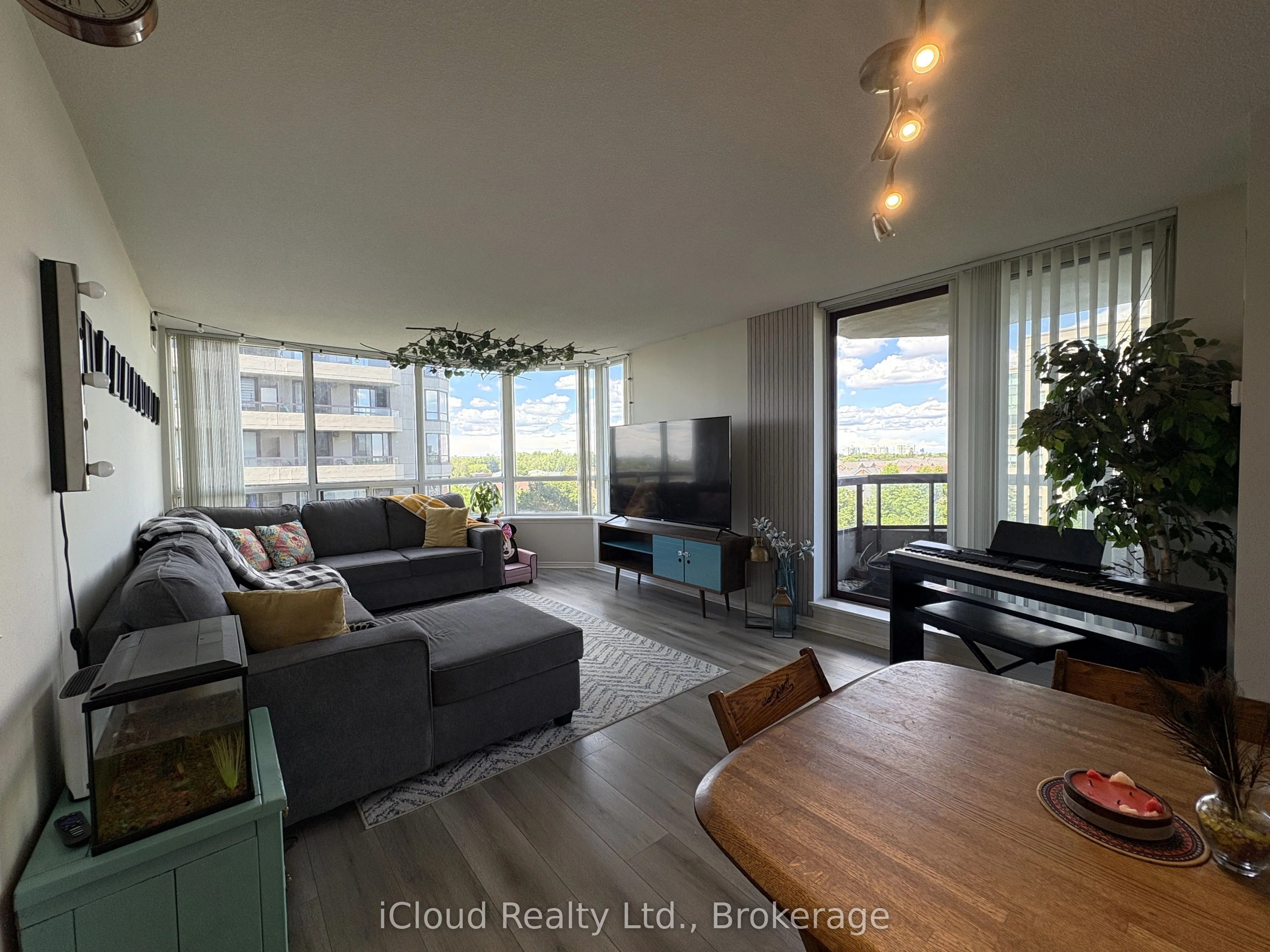 91 Townsgate Drive #710
