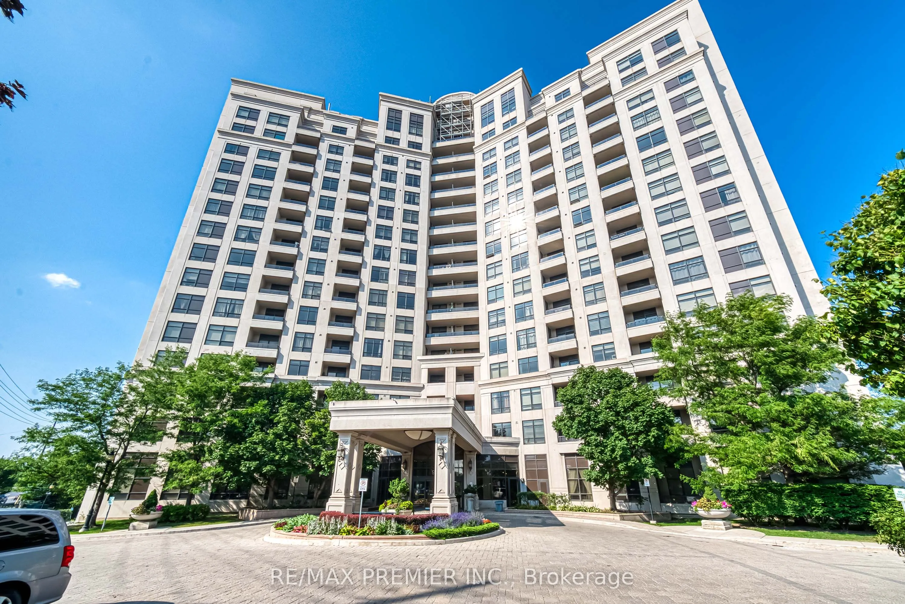 9225 Jane Street #614