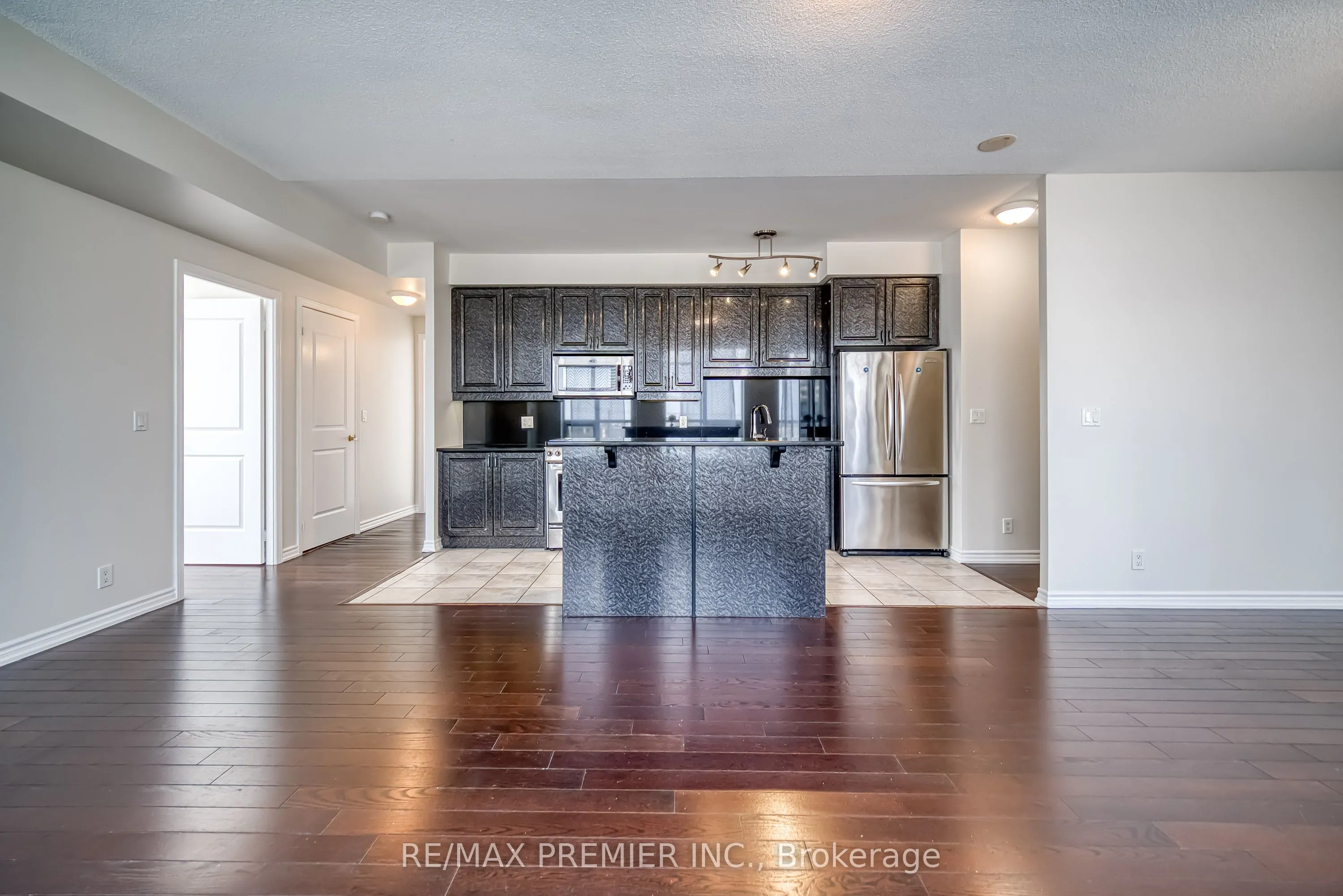 9225 Jane Street #614