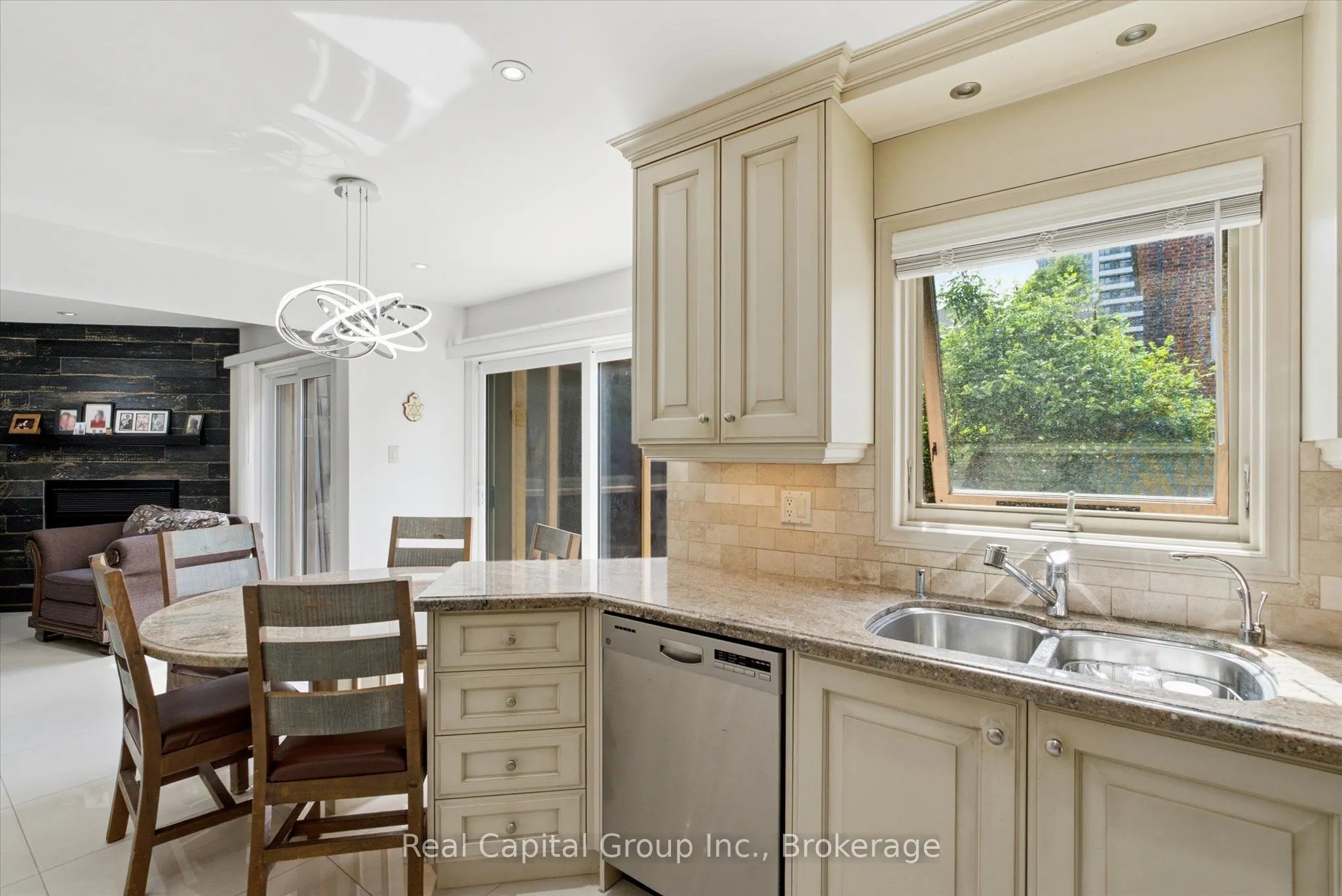 171 Rosedale Heights Drive