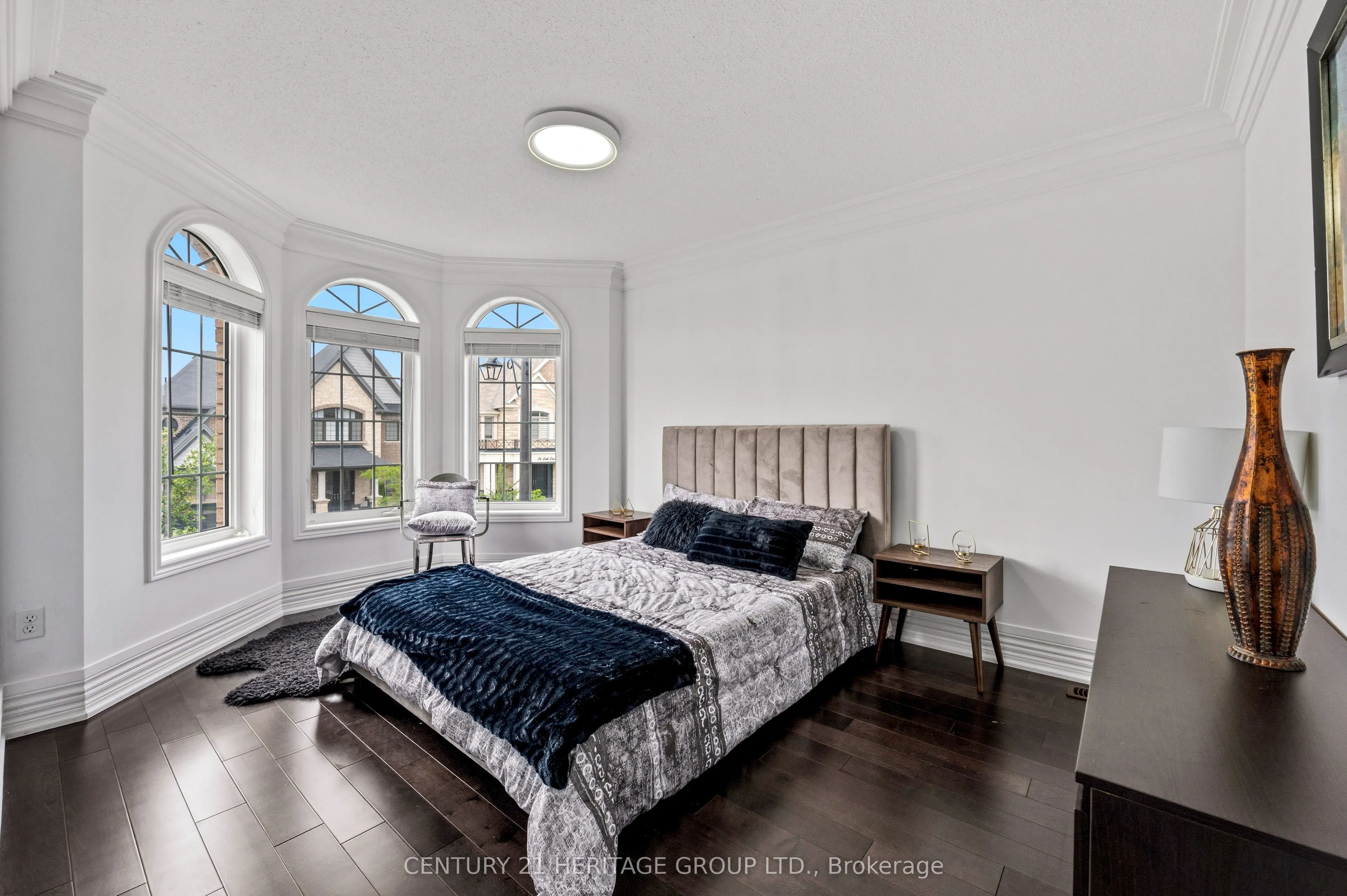 27 Leith Drive