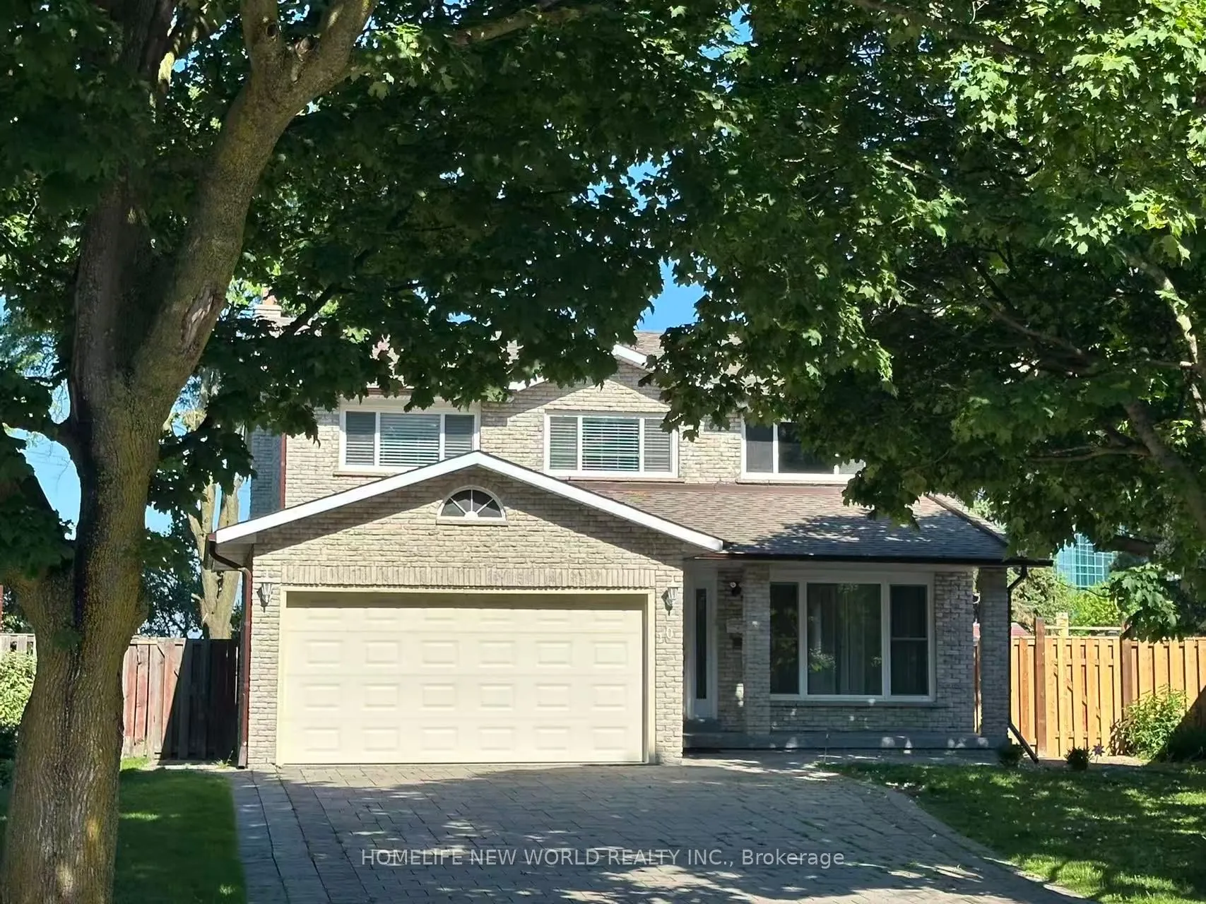 10 Epping Court